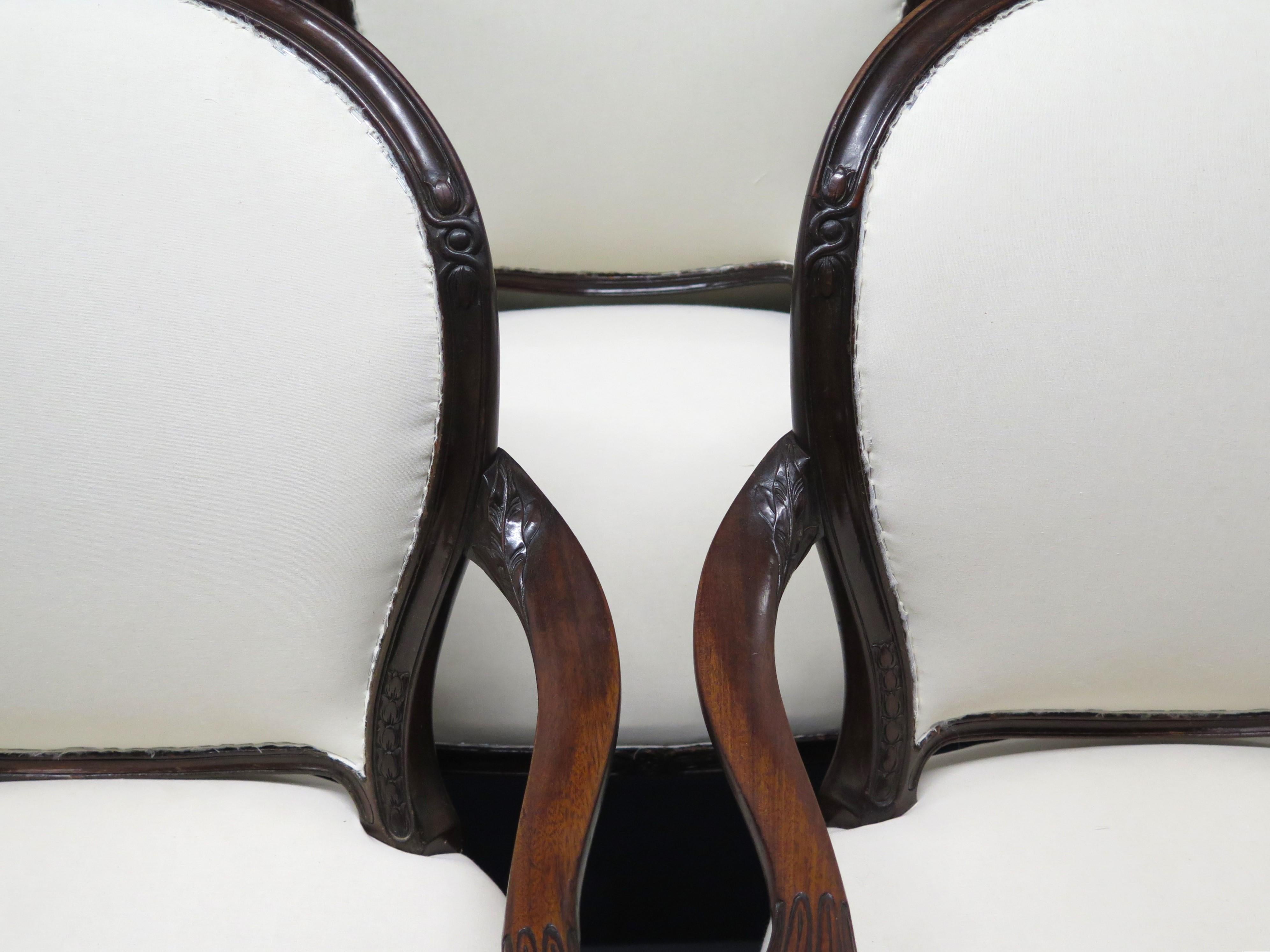 Set of Eight (8) George III Mahogany Dining Chairs In Good Condition For Sale In Dallas, TX