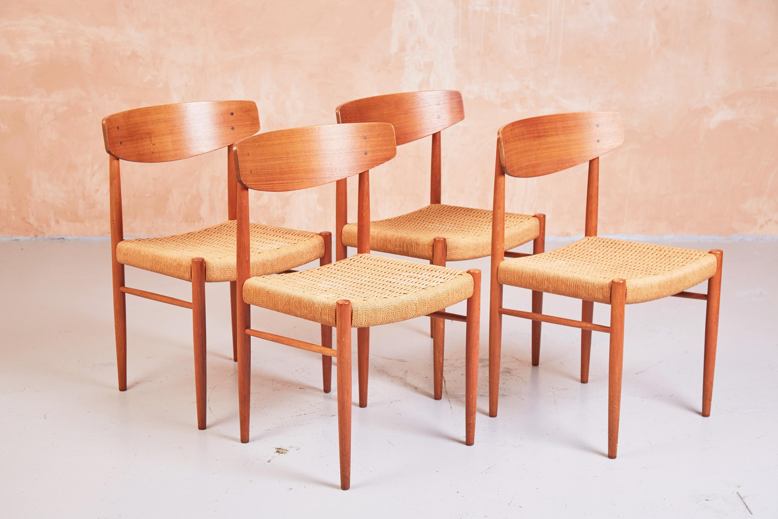 Set of Eight AM Mobler Model 501 Chairs Vintage Danish Teak and Paper Cord In Good Condition In London, GB
