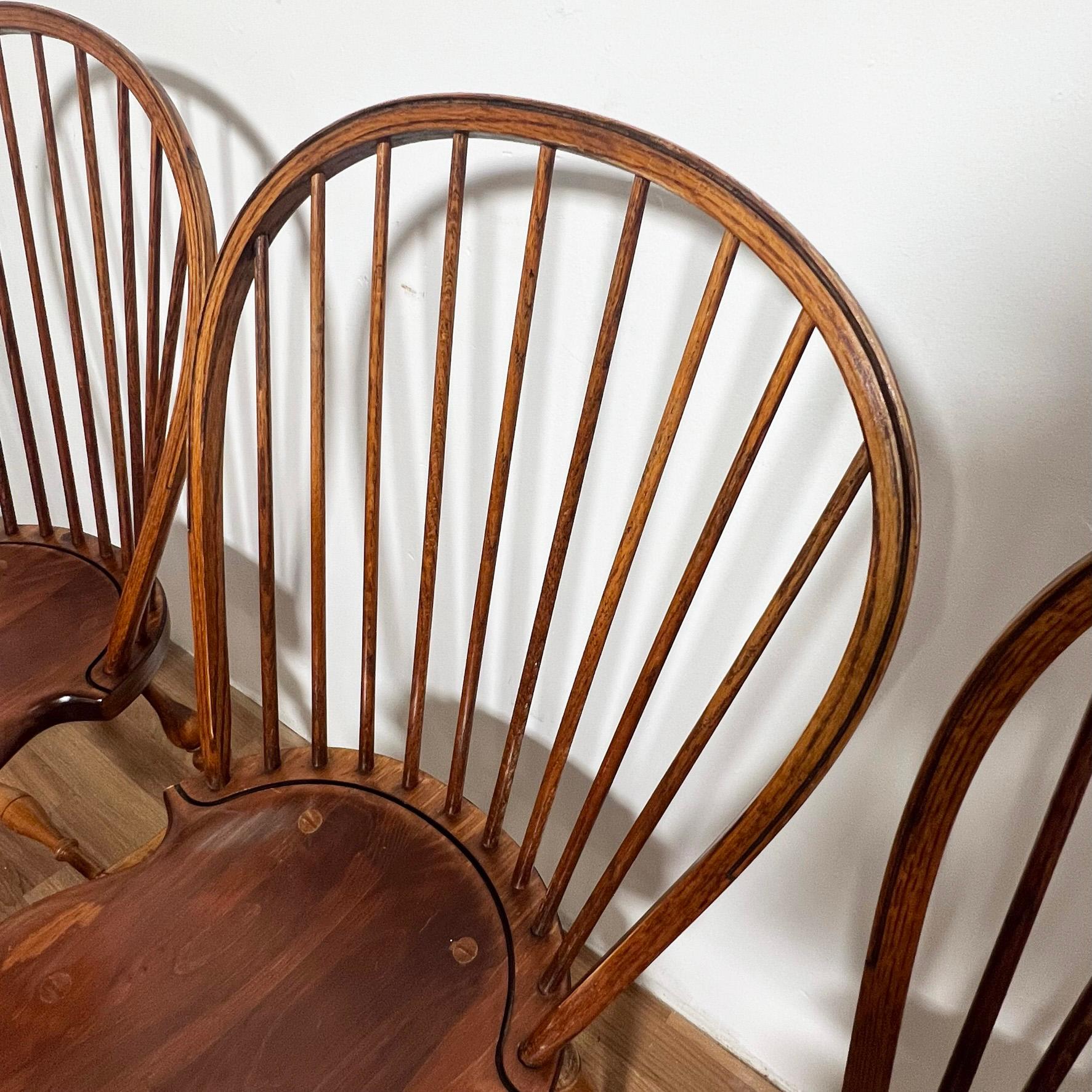 Set of Eight American Windsor Dining Chairs Circa Late 20th Century 5