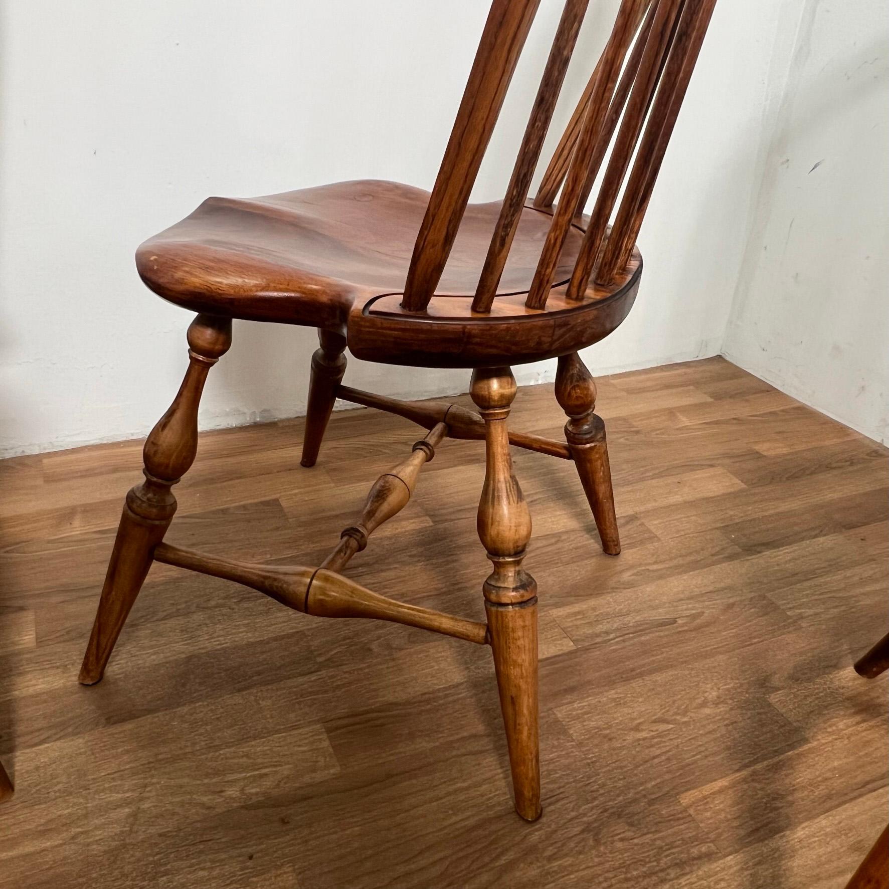 Set of Eight American Windsor Dining Chairs Circa Late 20th Century 6