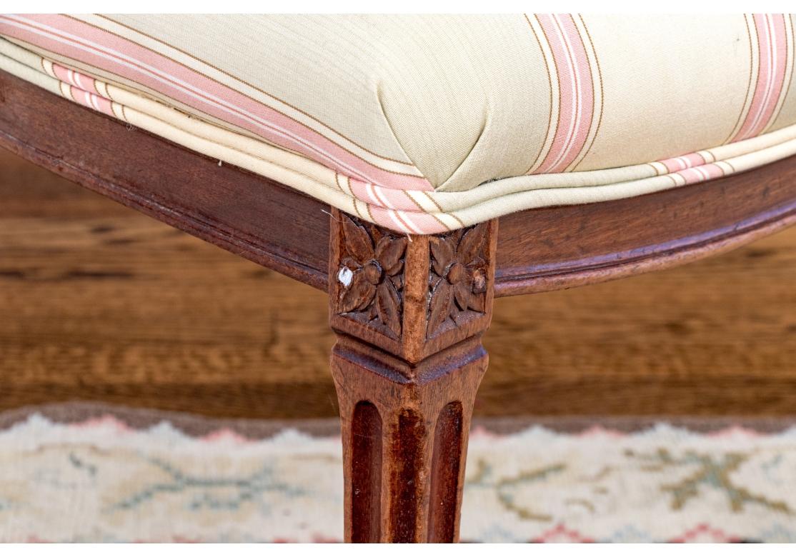 Ensemble de huit chaises d'appoint anciennes en acajou de style Hepplewhite en vente 6