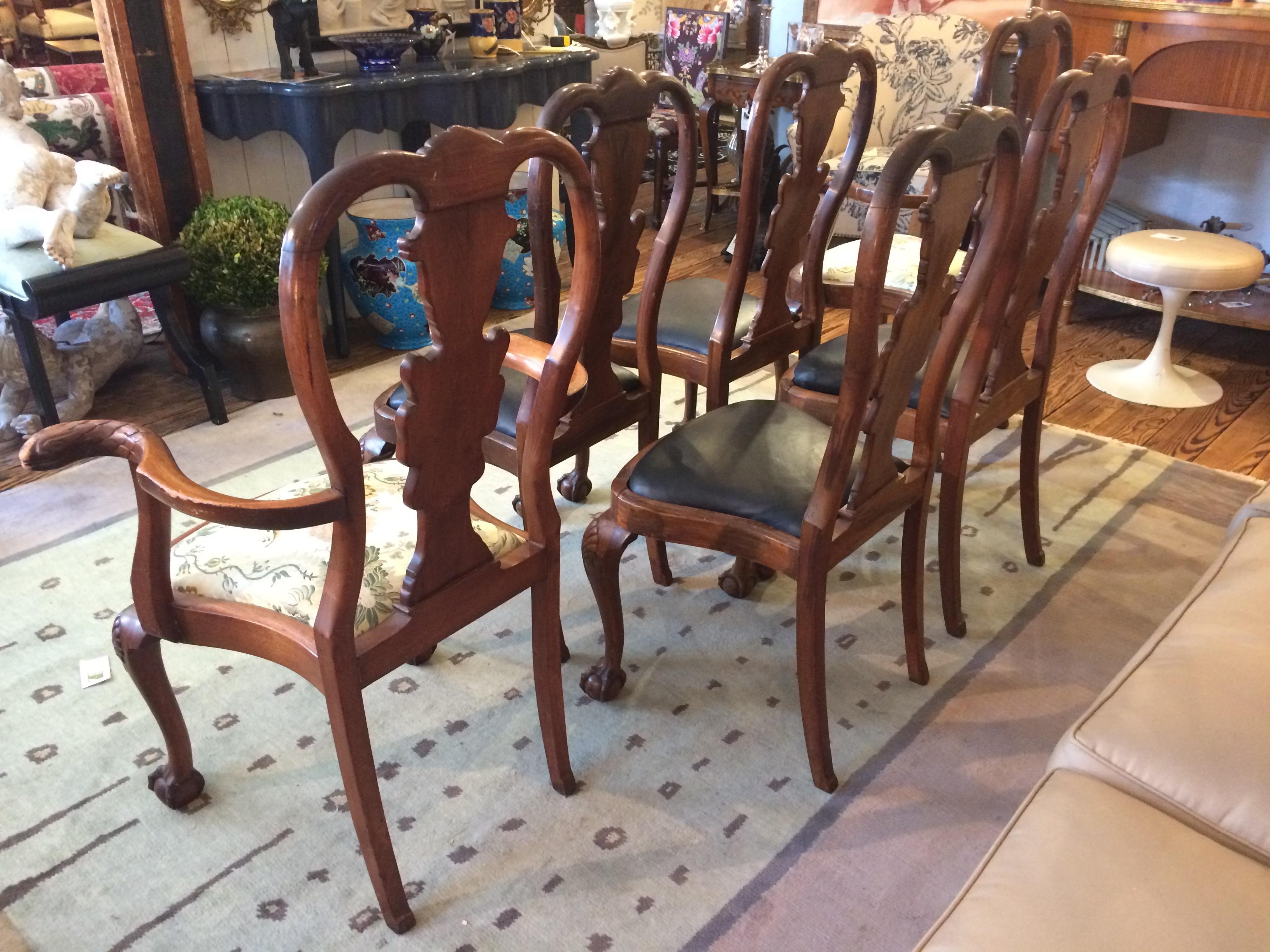 Set of Eight Serpeant Motife Antique Queen Anne Style Dining Chairs 2