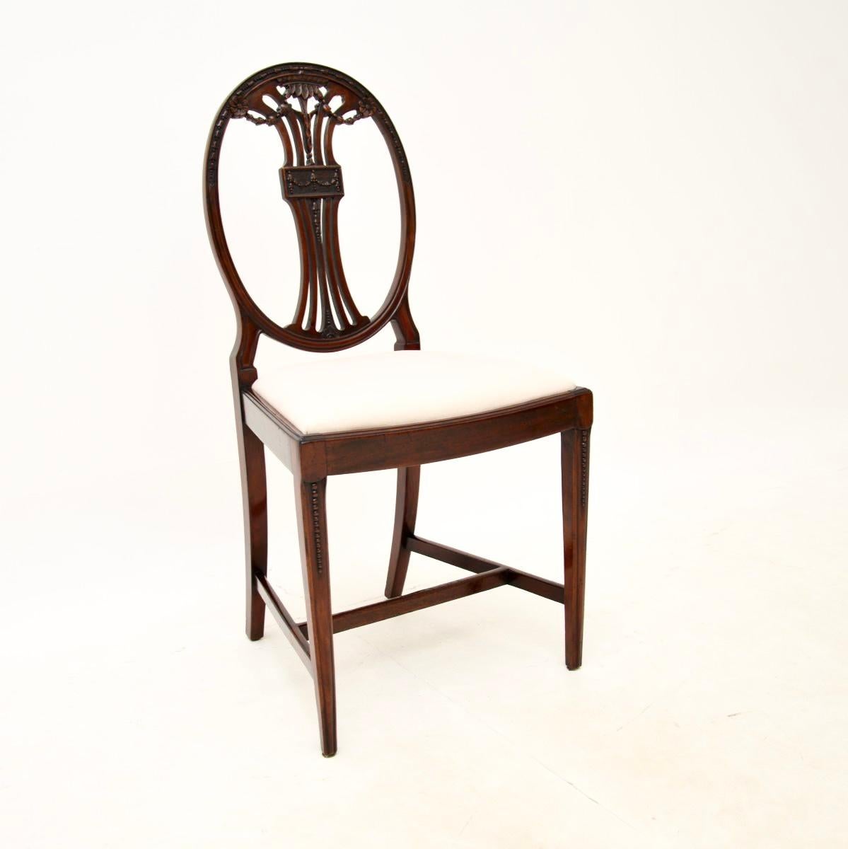 Late 19th Century Set of Eight Antique Sheraton Style Dining Chairs