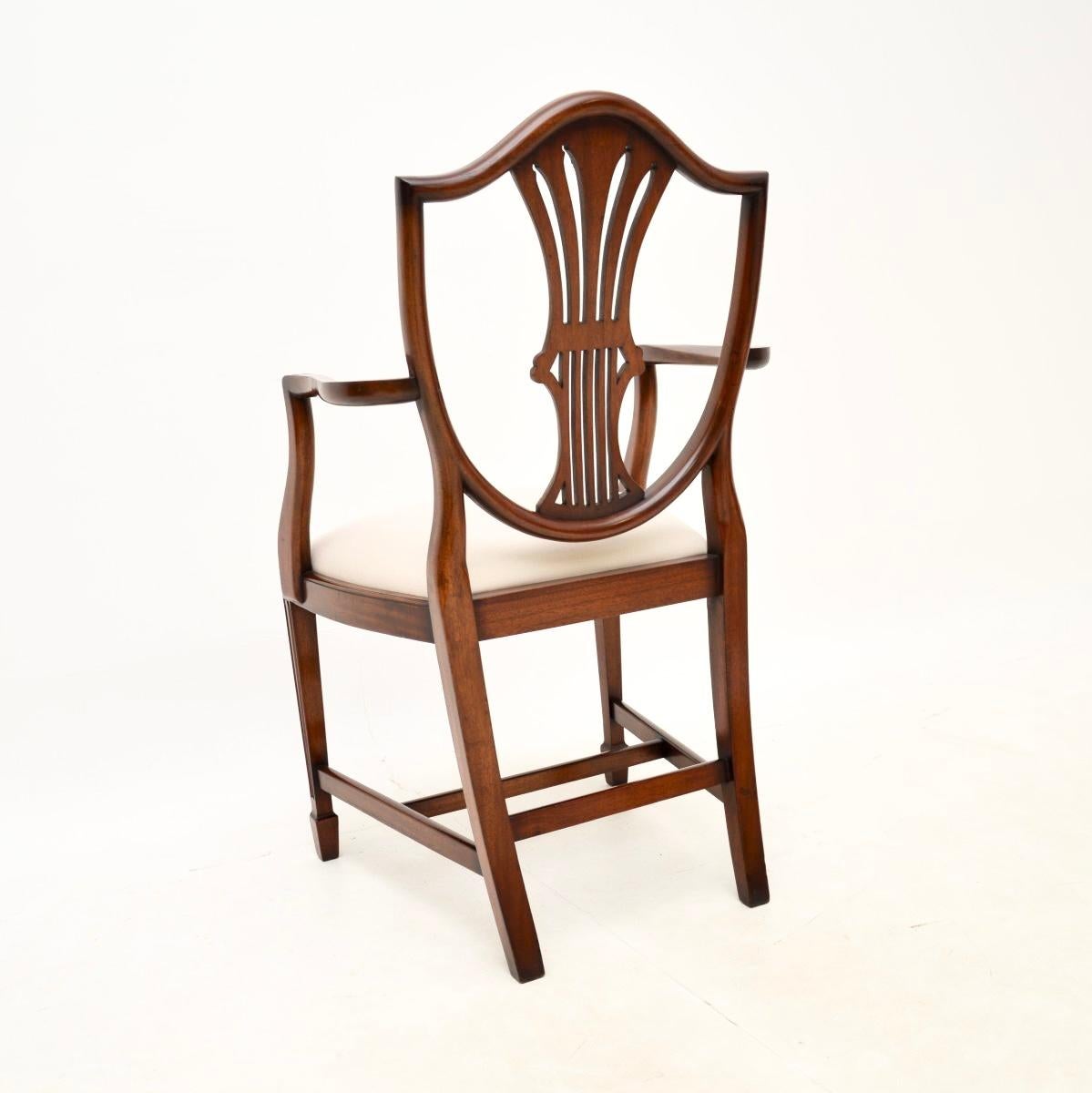 Mid-20th Century Set of Eight Antique Shield Back Dining Chairs For Sale