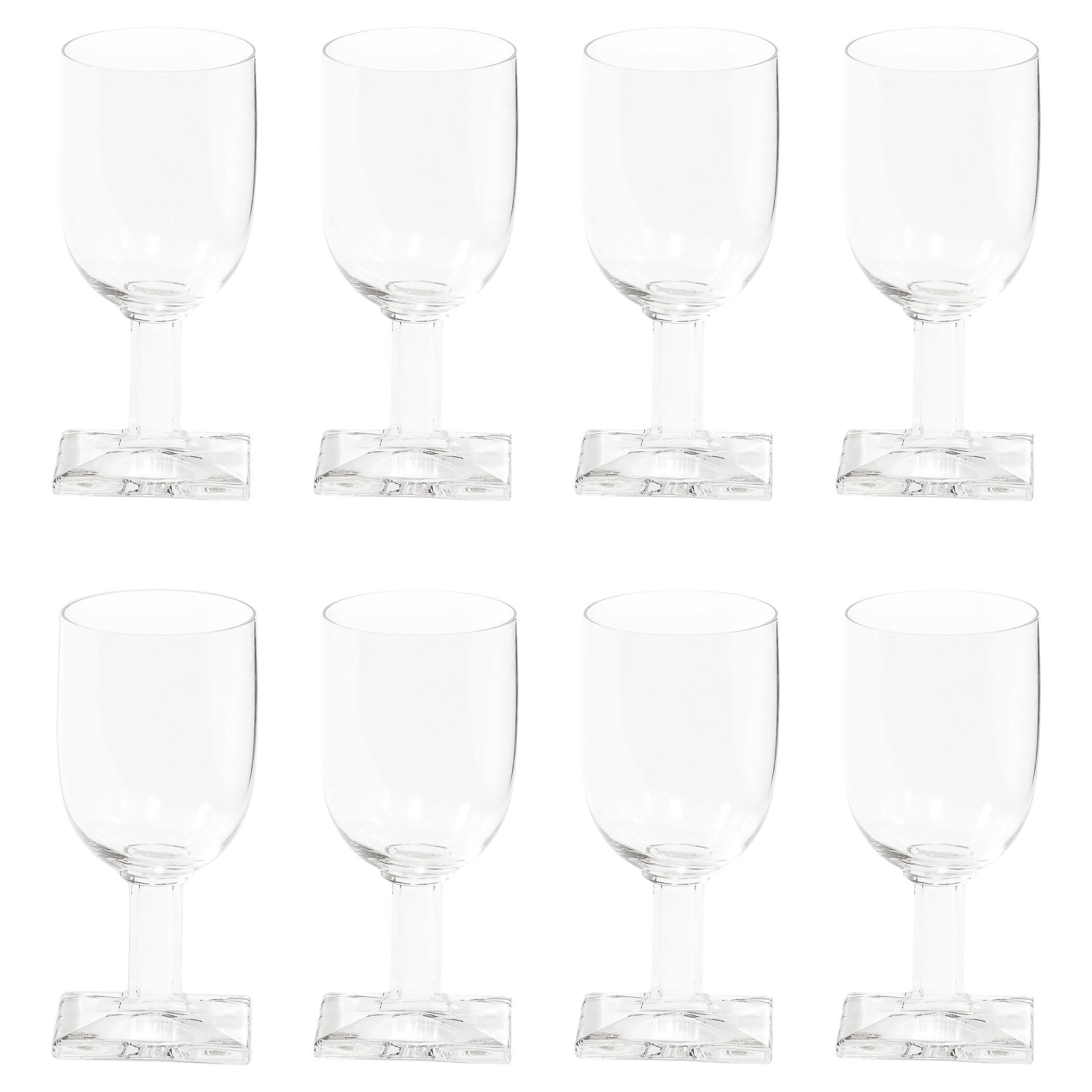 Set di otto bicchieri a stelo con base rettangolare in stile Art Deco