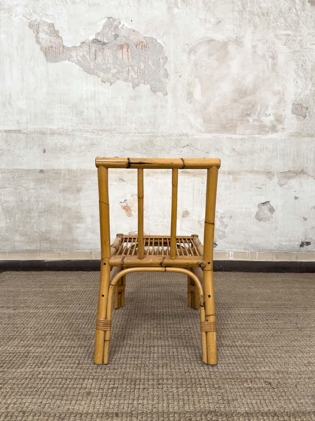 Ensemble de huit chaises en bambou et osier - Italie, années 1970 en vente 6