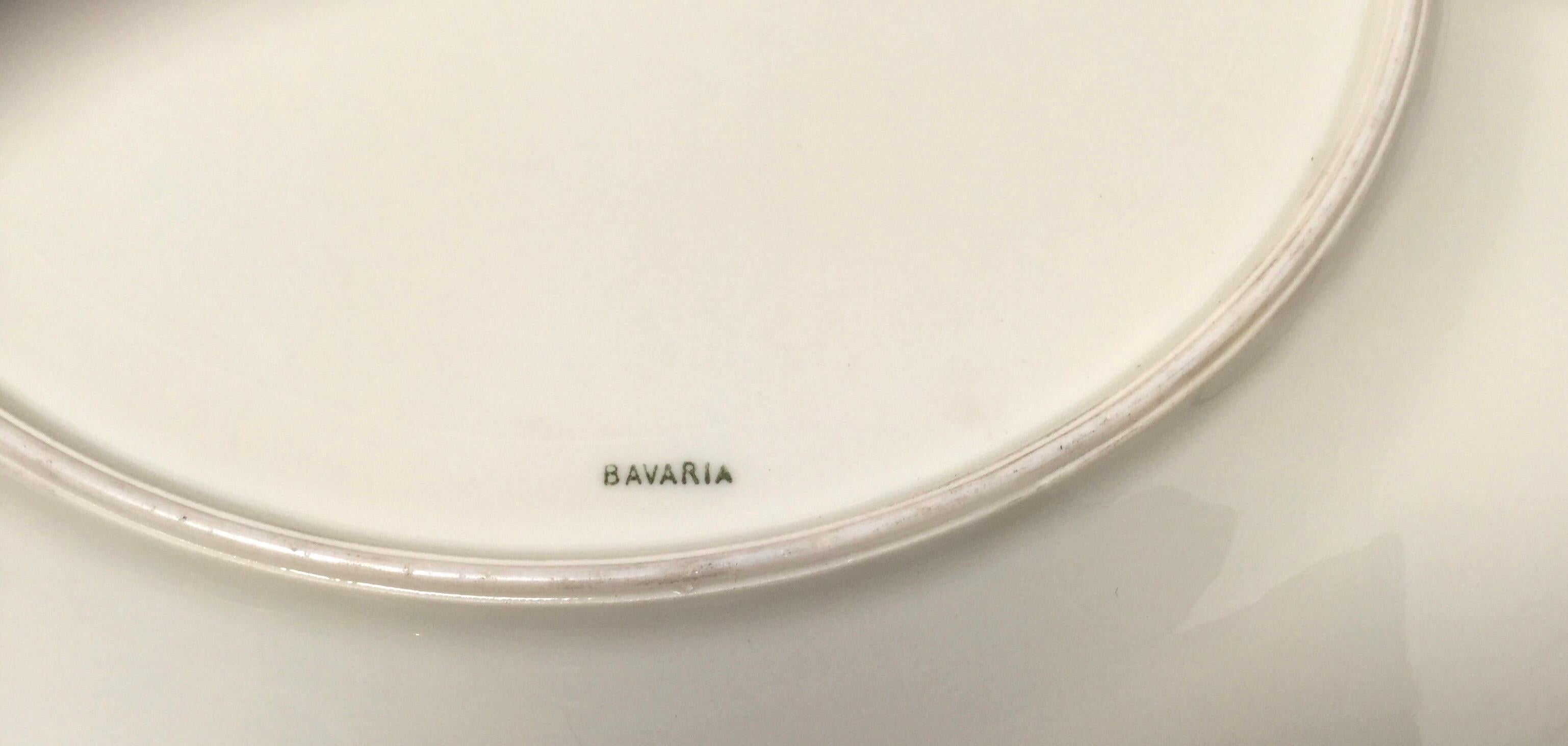 Ensemble de huit assiettes plates à superposition d'argent de style chinoiserie bavaroise en vente 2