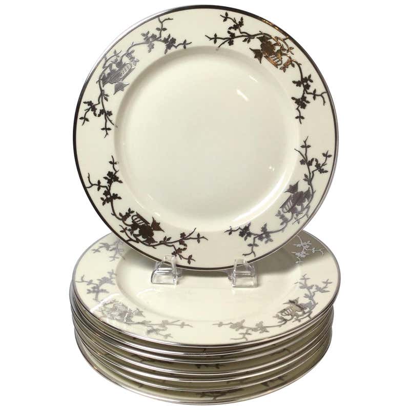 Set of 12 English Raised Gilt Porcelain Dinner Service Plates For Sale ...