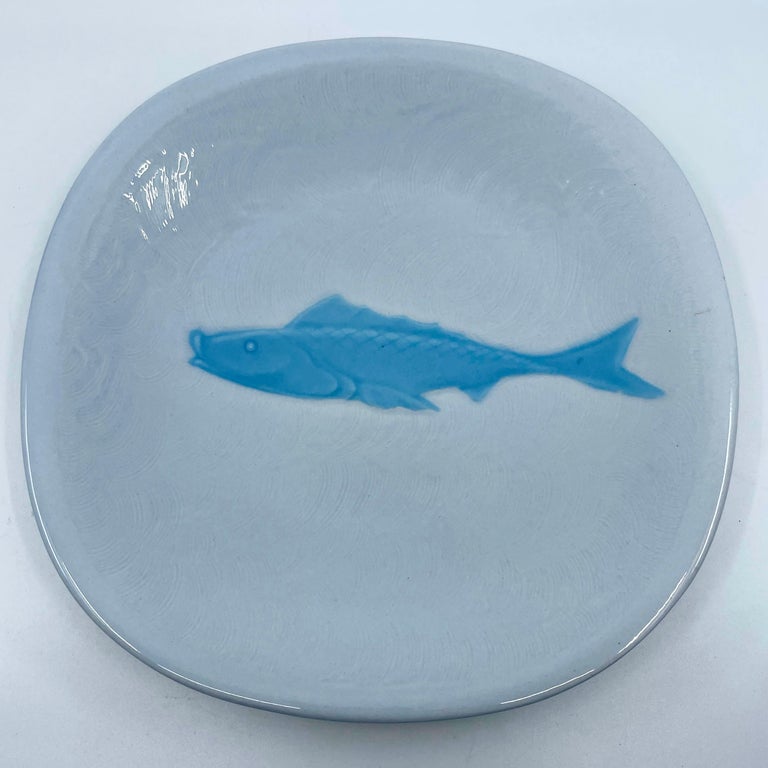 Set of Eight Blue and White Majolica Fish Plates For Sale at 1stDibs