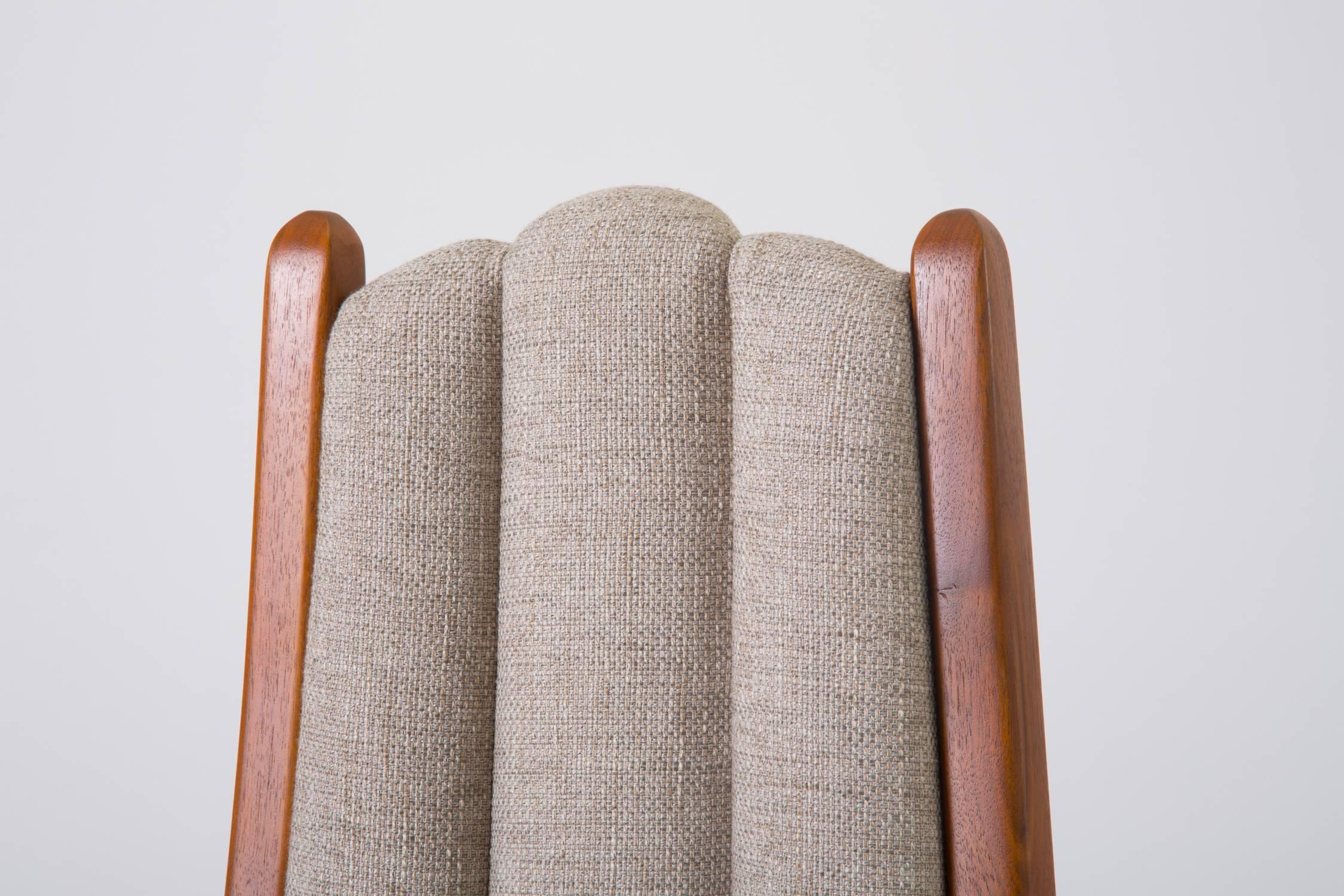 Upholstery Set of Eight Cal-Mode Walnut Dining Chairs