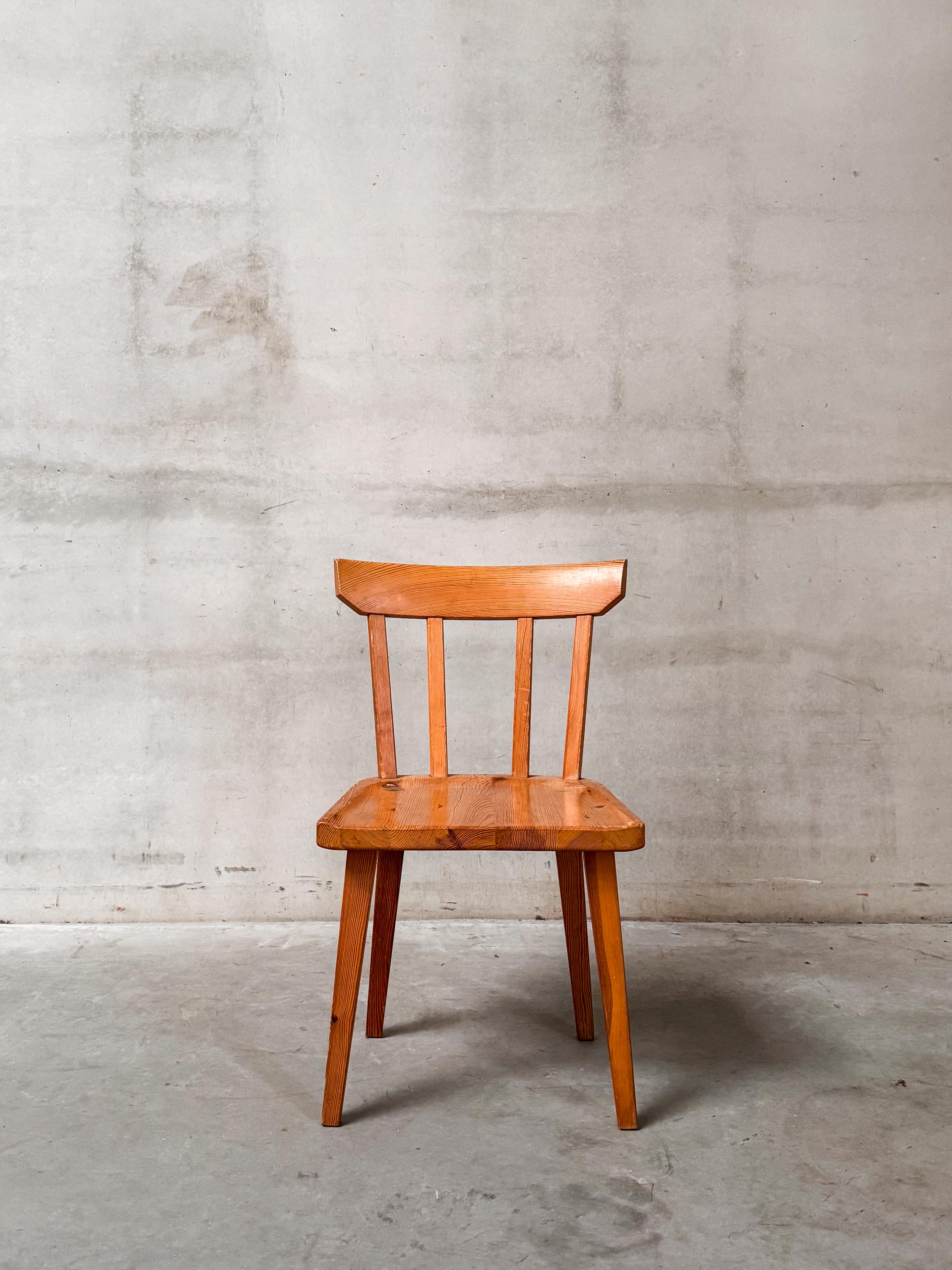 Pine Set of eight Carl Malmsten dining chairs in solid Oregon pine, Sweden 1960s For Sale