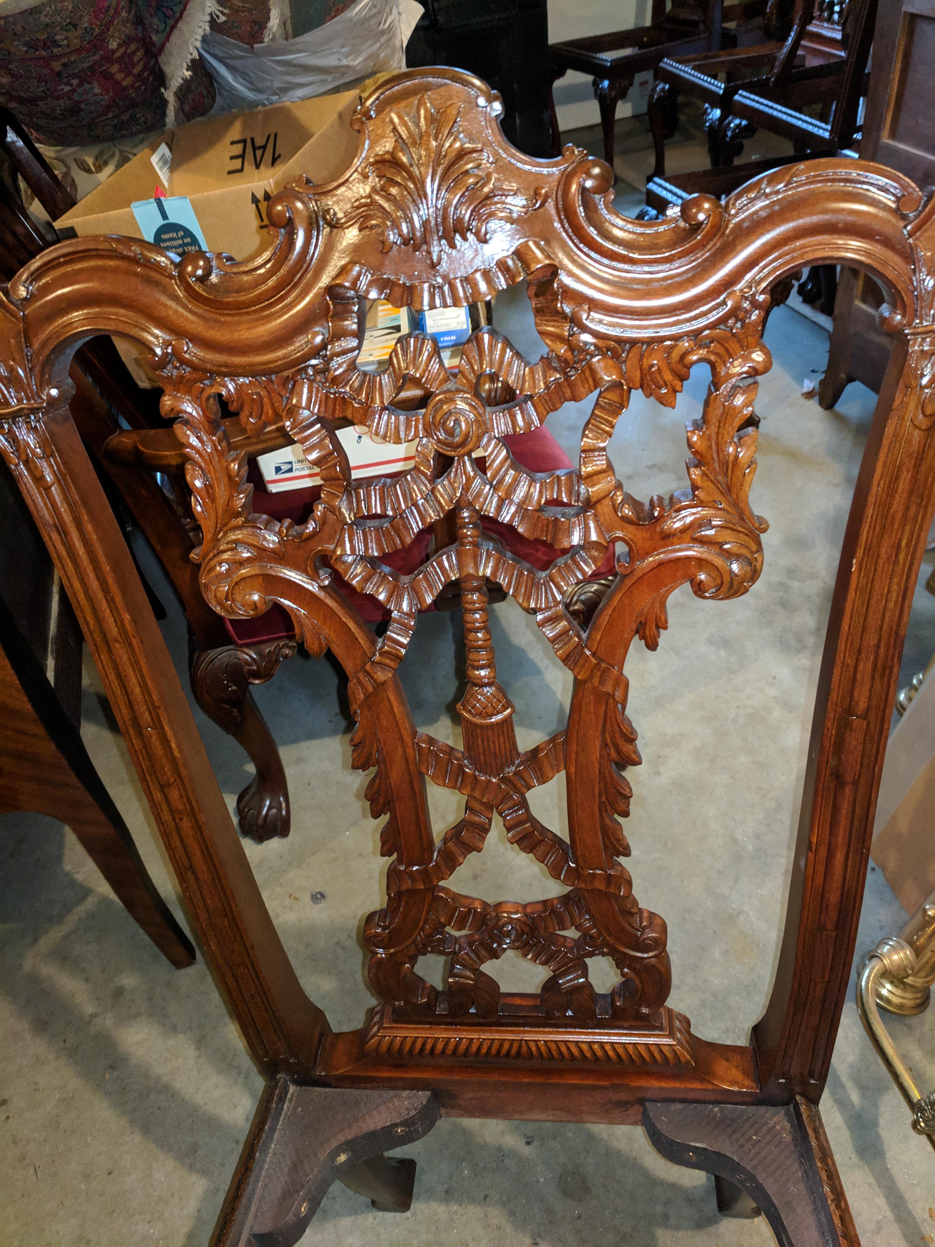 19th Century Rare Set of Eight Carved Mahogany Chippendale Style Ribbon Back Dining Chairs For Sale