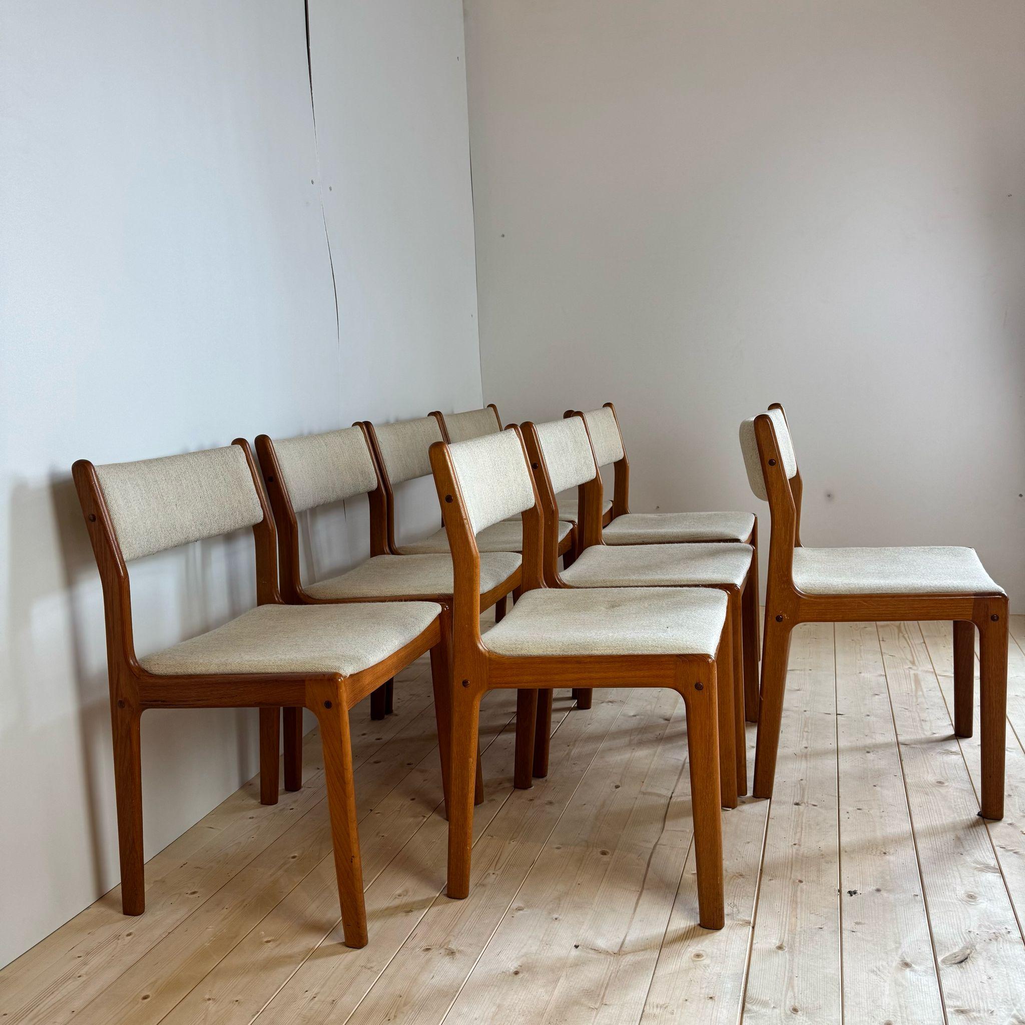 Ensemble de huit chaises, Danemark 1960 Bon état - En vente à Torino, IT