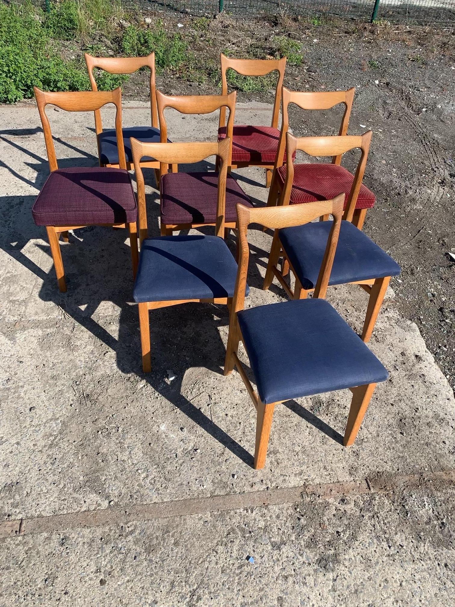 French Set of eight chairs Guillerme et Chambron in solid oak For Sale