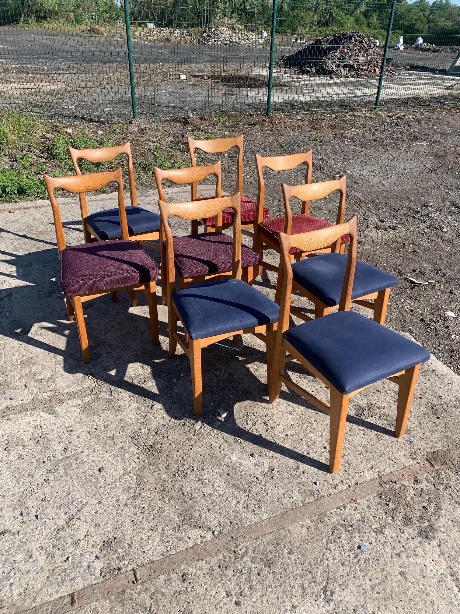 Other Set of eight chairs Guillerme et Chambron in solid oak For Sale