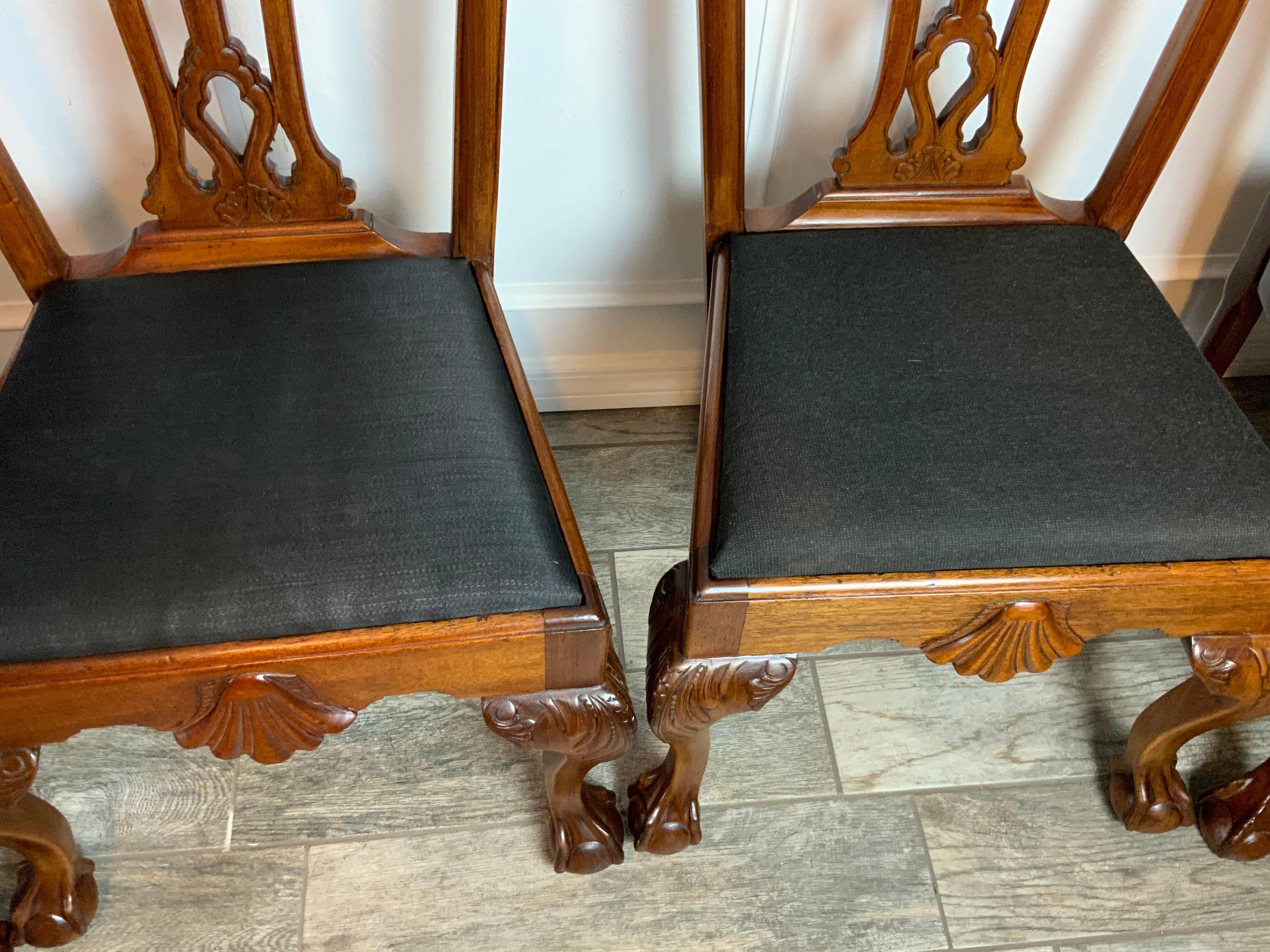 Set di otto sedie da pranzo Chippendale in mogano in vendita 2