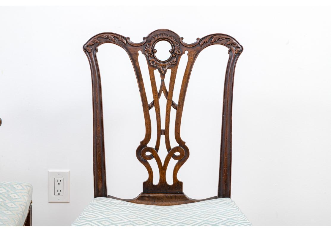 Juego De Ocho Sillas De Comedor Estilo Chippendale Tallado en venta