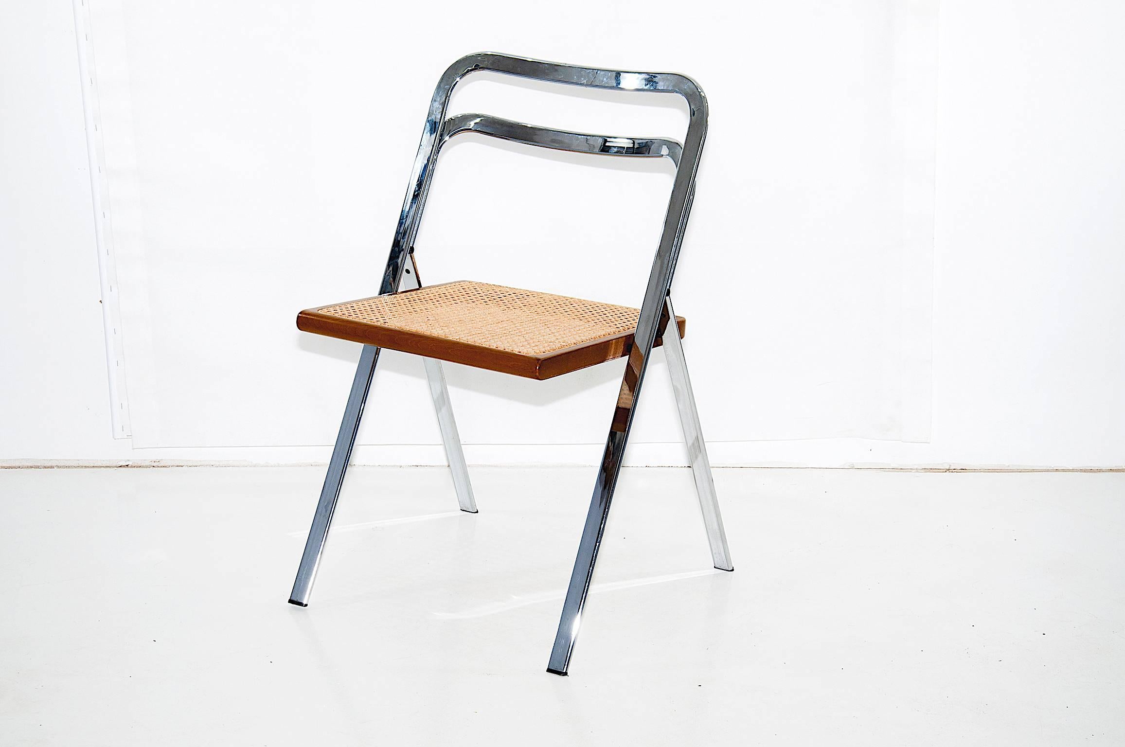 Set of Eight Chromed Folding Chairs, in Beech by Giorgio Cattelan for Cidue 5