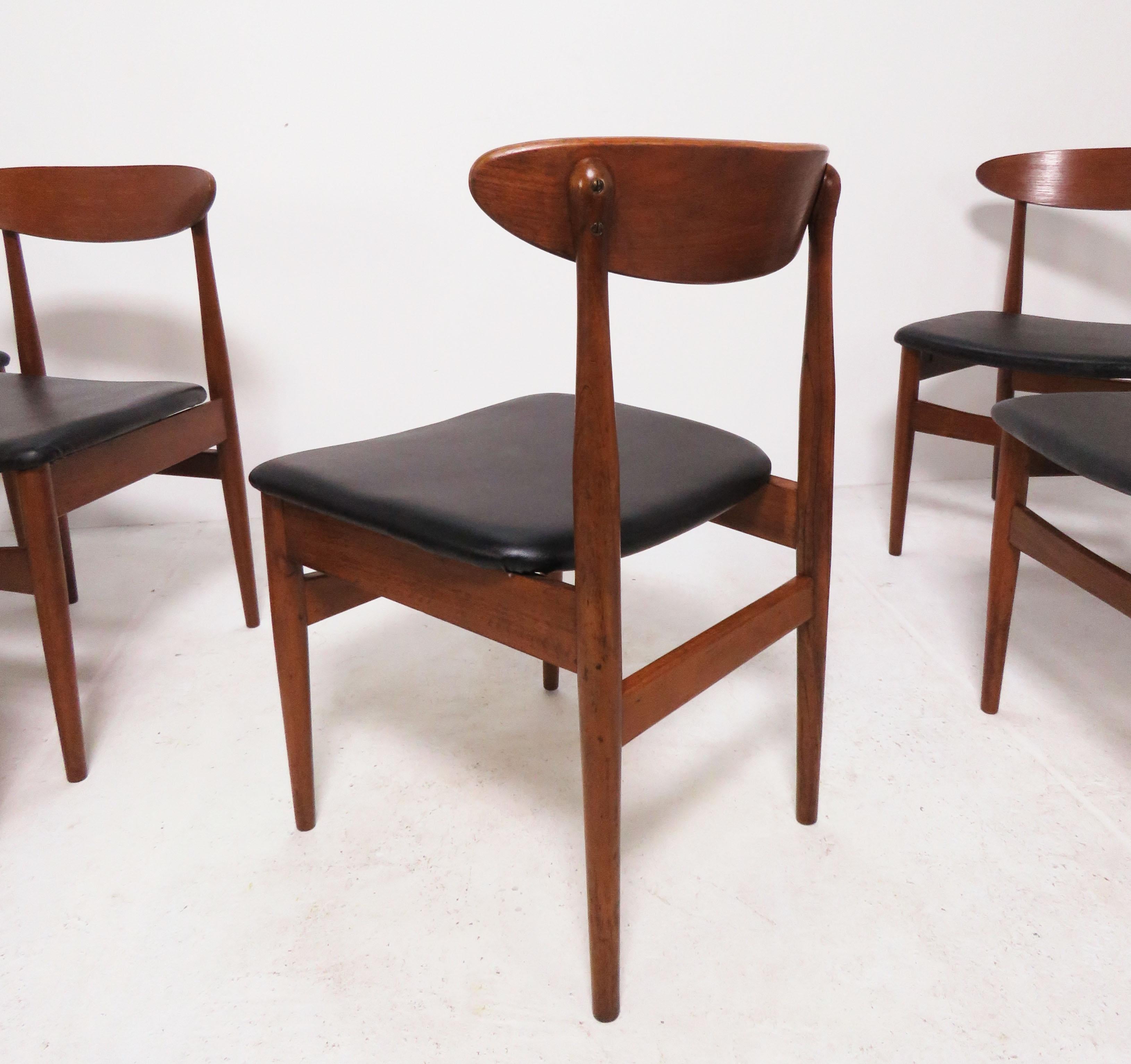 Set of Eight Classic Danish Teak Dining Chairs, circa 1950s In Good Condition In Peabody, MA