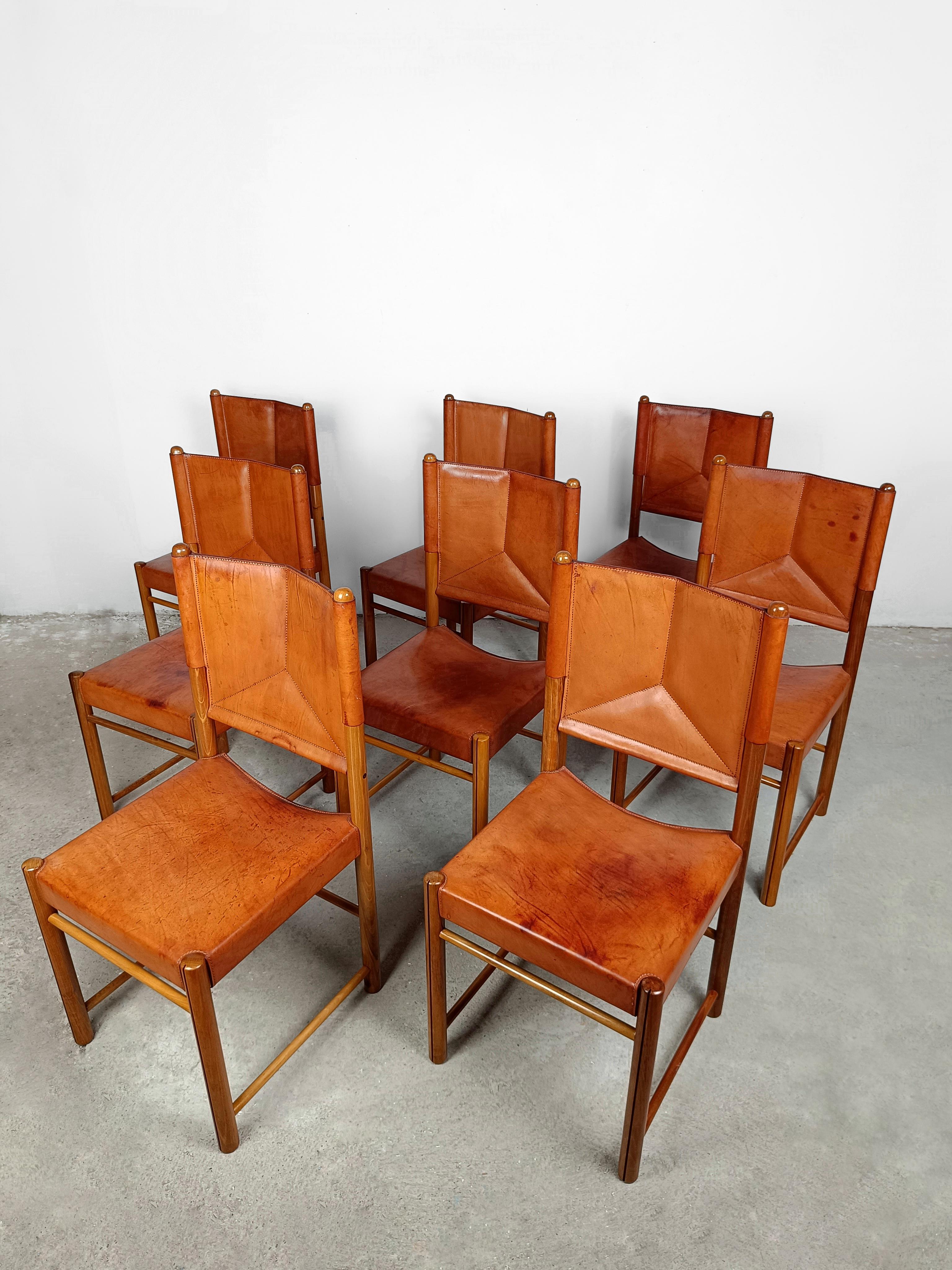 20th Century Set of eight Cognac Leather Dining Chairs in the style of Scarpa, Italy 1970s