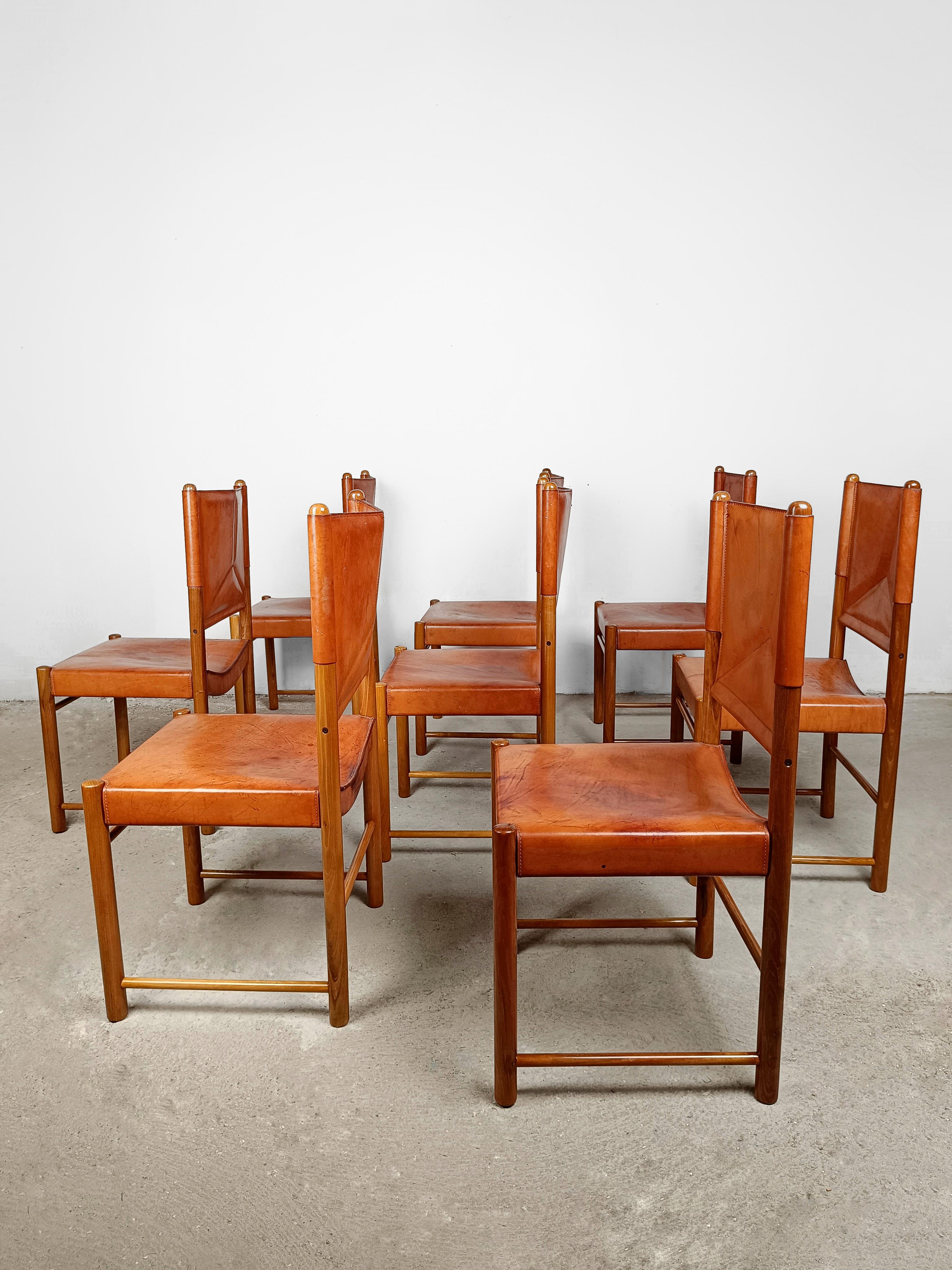 Set of eight Cognac Leather Dining Chairs in the style of Scarpa, Italy 1970s 2