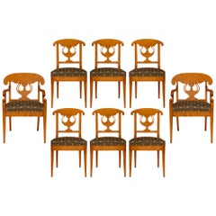 Ensemble de huit continentaux du 19ème siècle Chaises de salle à manger Biedermeier St. en loupe de frêne blanc