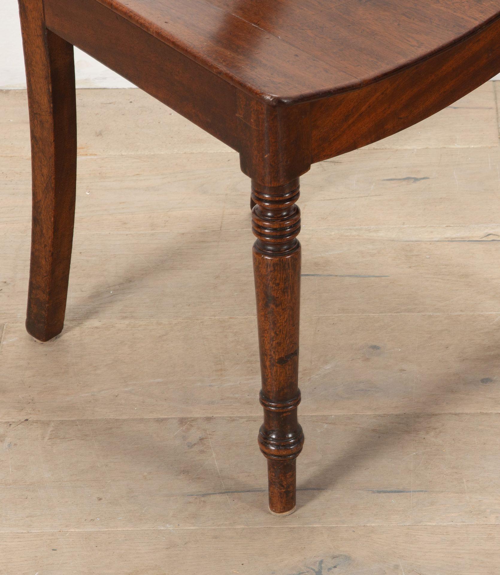 Conjunto de ocho sillas de comedor georgianas campestres en Bueno Estado en Gloucestershire, GB