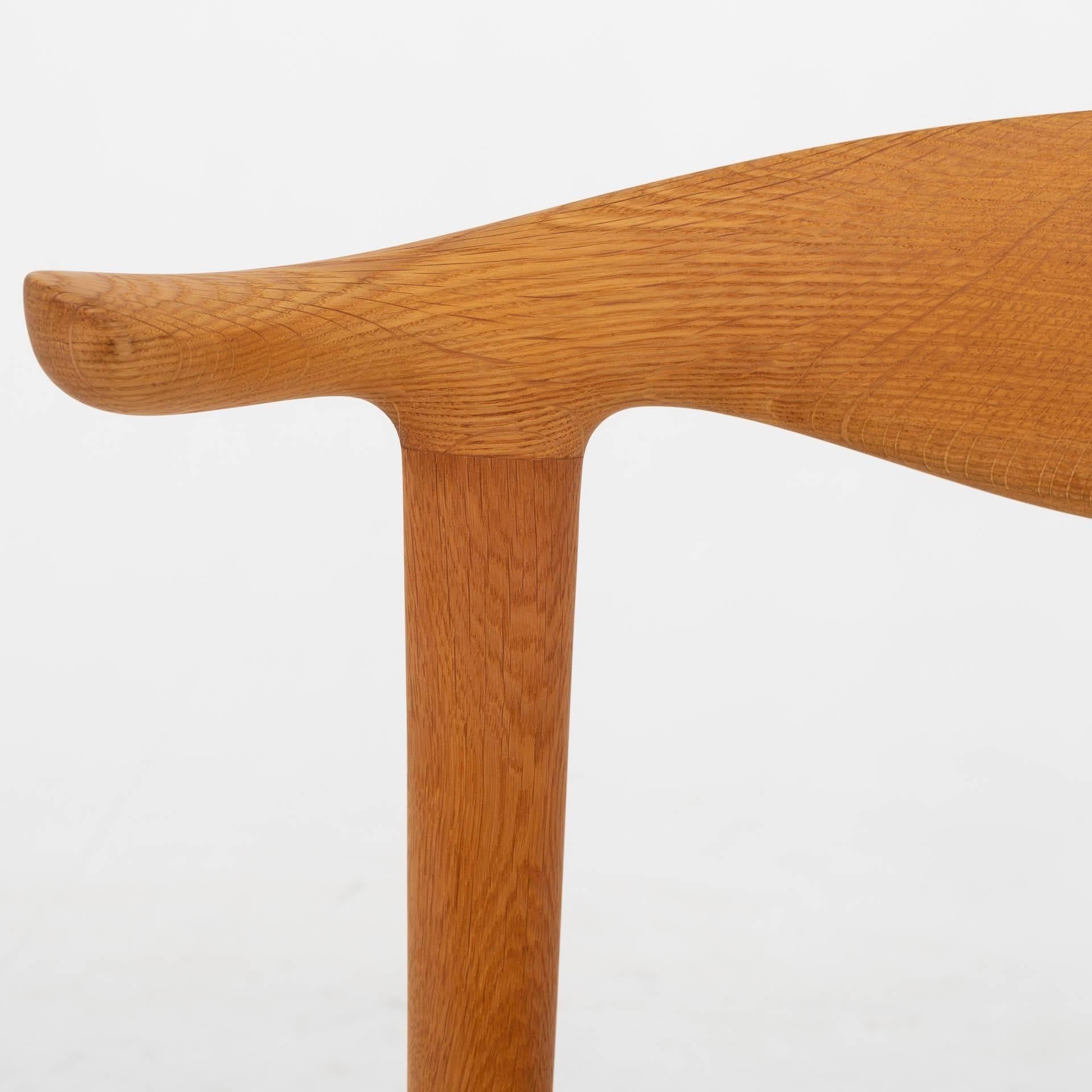 Oiled Set of Eight Cow Horn Chairs by Hans J. Wegner, Maker Johannes Hansen