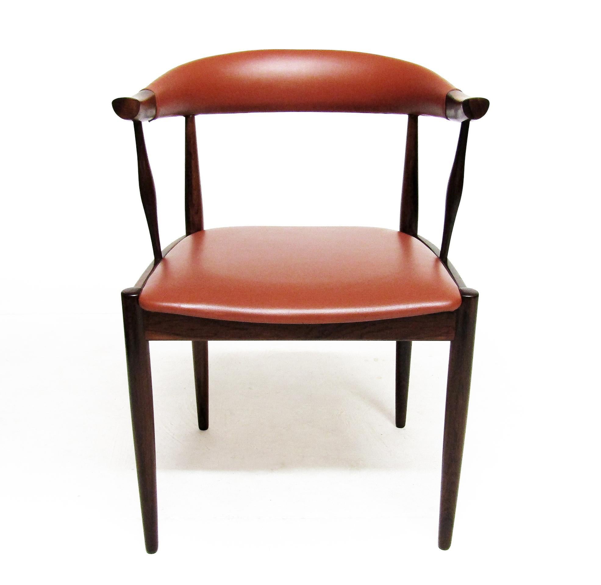 Set di otto sedie danesi in corno di mucca 