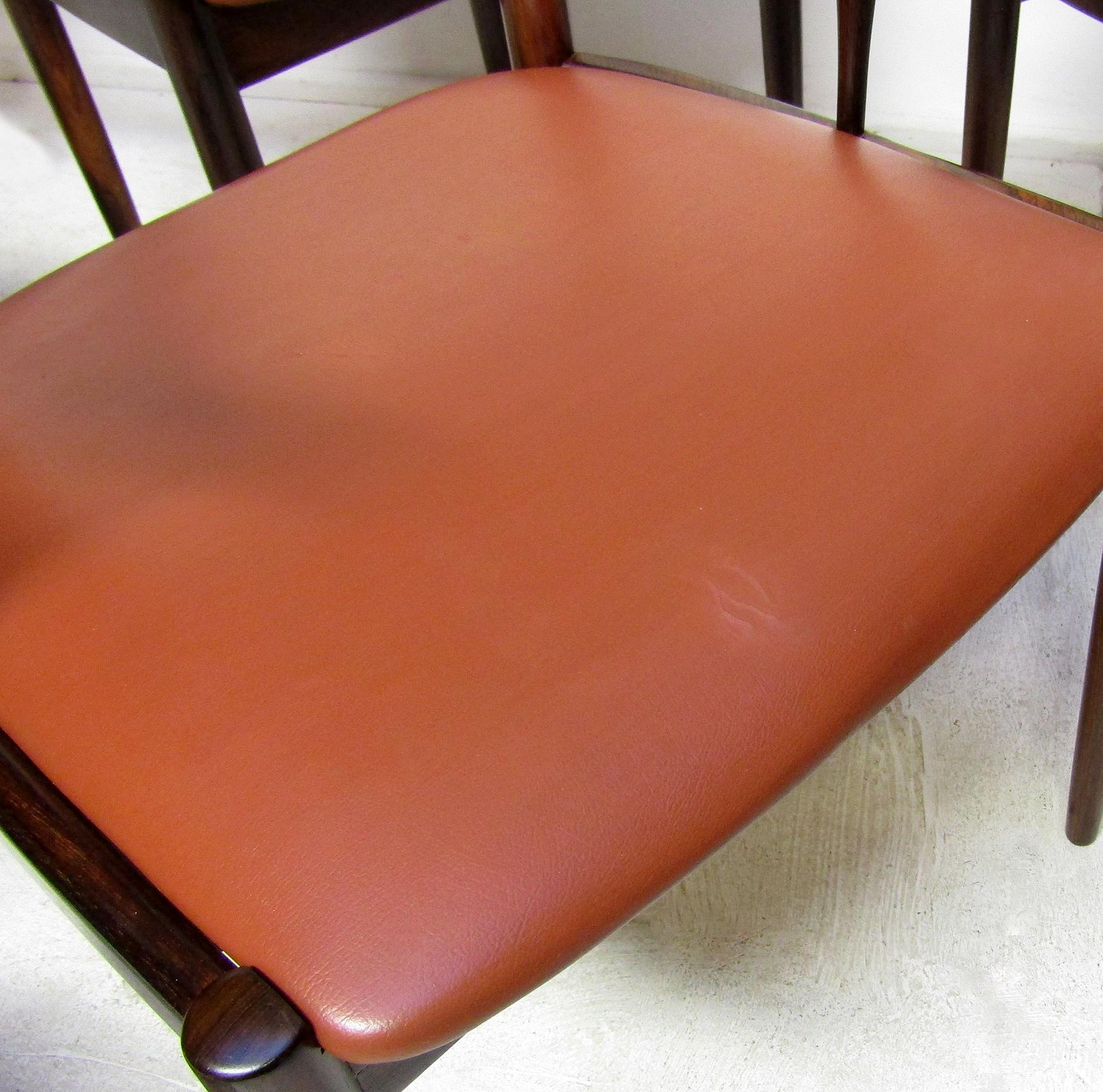 Set di otto sedie danesi in corno di mucca 