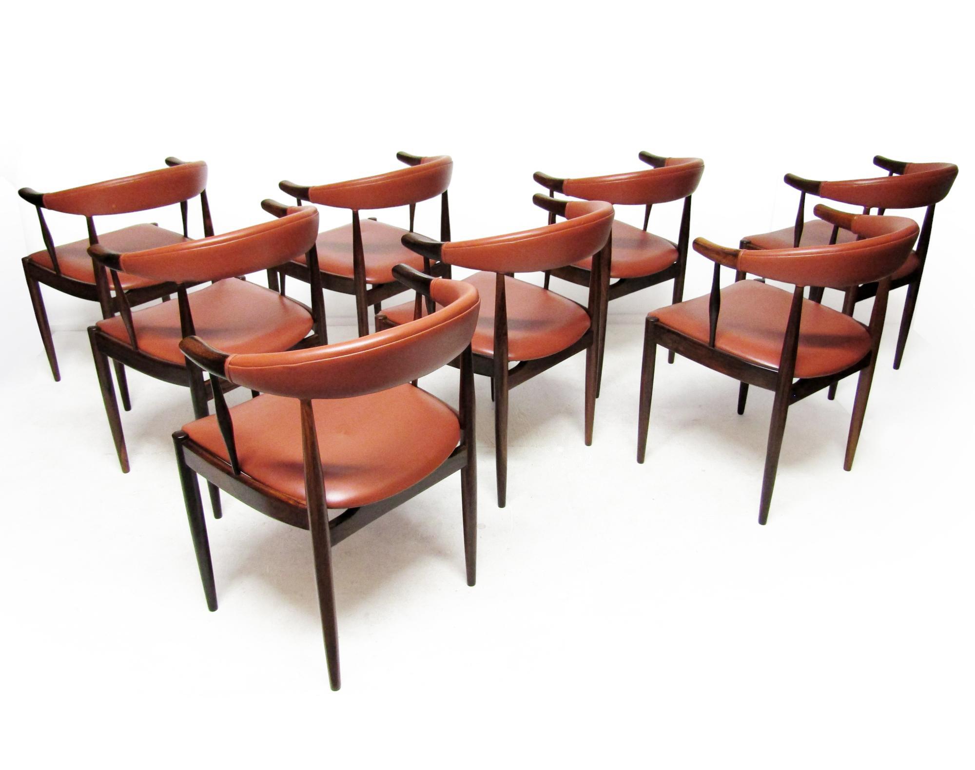 Mid-Century moderno Set di otto sedie danesi in corno di mucca 