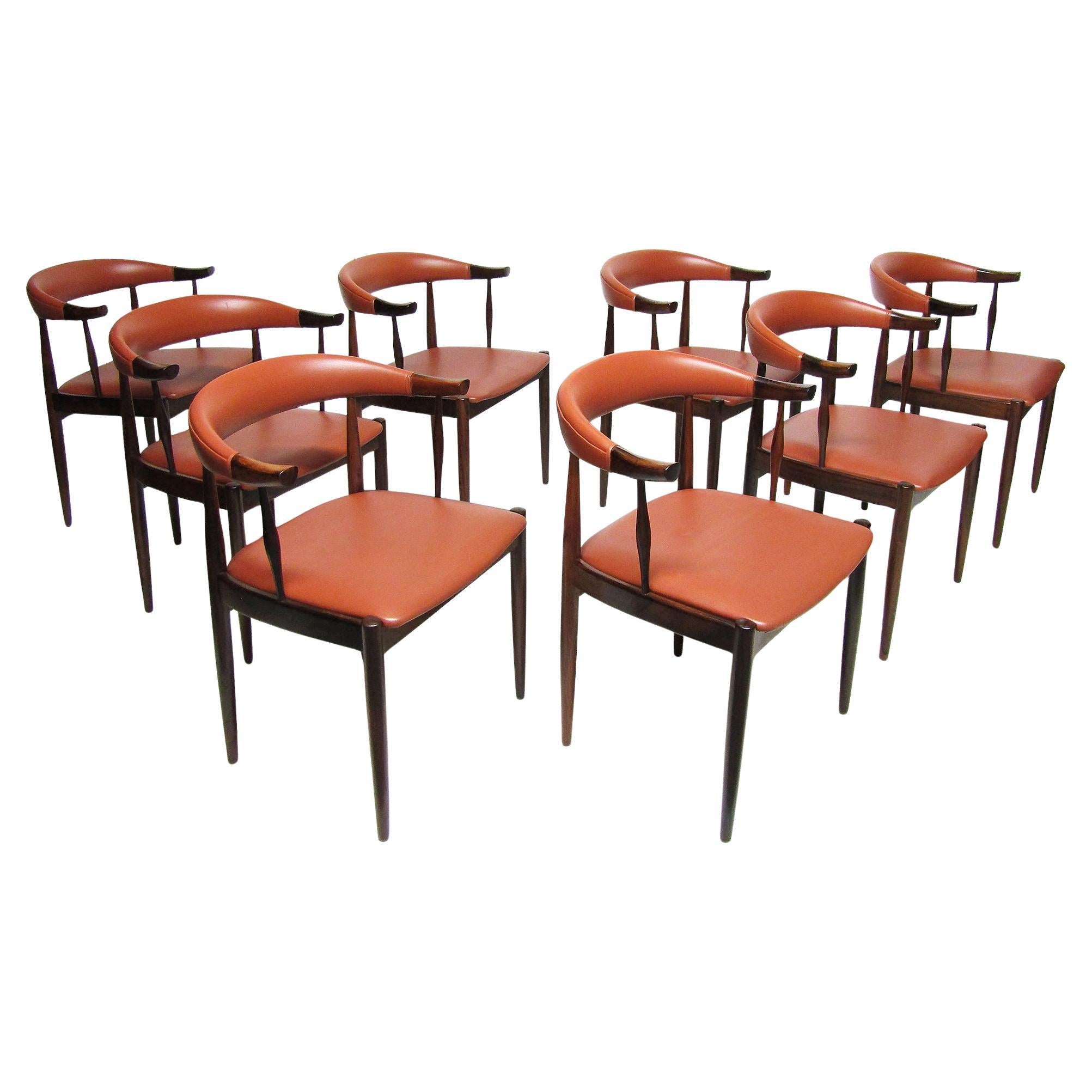 Set di otto sedie danesi in corno di mucca "Model 12" in palissandro di Johannes Andersen in vendita