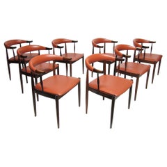 Set di otto sedie danesi in corno di mucca "Model 12" in palissandro di Johannes Andersen Set di otto sedie danesi in corno di mucca "Model 12" in palissandro di Johannes Andersen