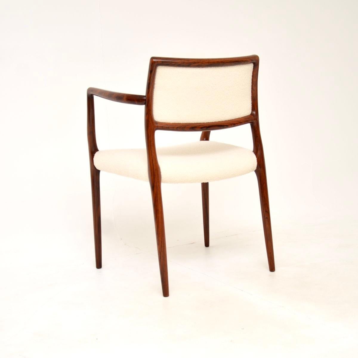 Set di otto sedie da pranzo danesi di Niels Moller in vendita 3