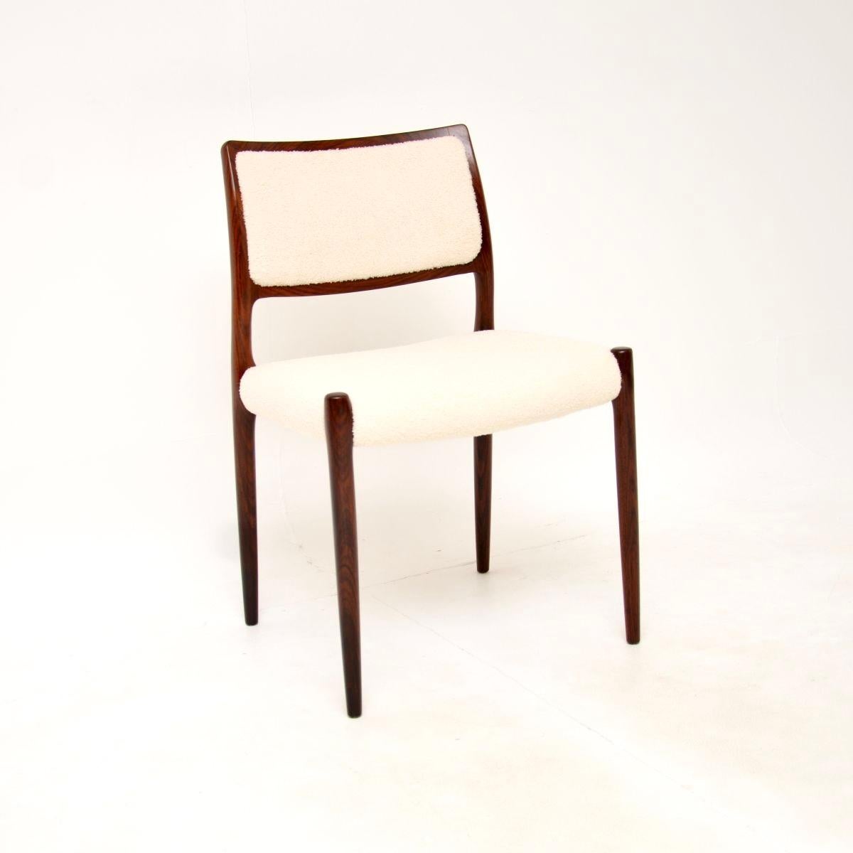 Set di otto sedie da pranzo danesi di Niels Moller in vendita 4