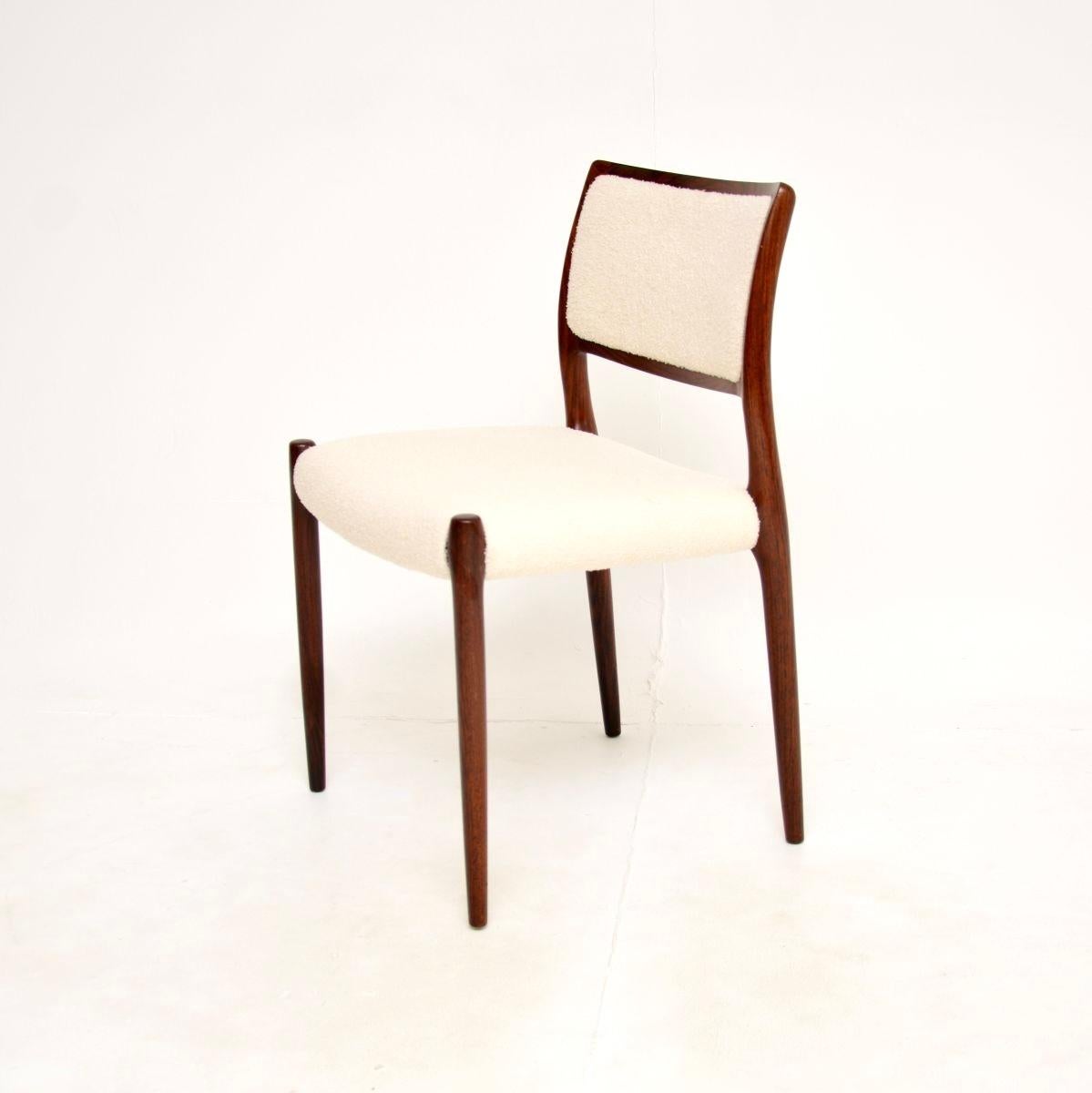 Set di otto sedie da pranzo danesi di Niels Moller in vendita 6