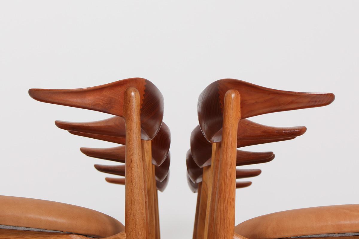 20ième siècle Ensemble de Huit Chaises de Salle  Manger Danoises Cowhorn Chair par Knud Faerch en vente