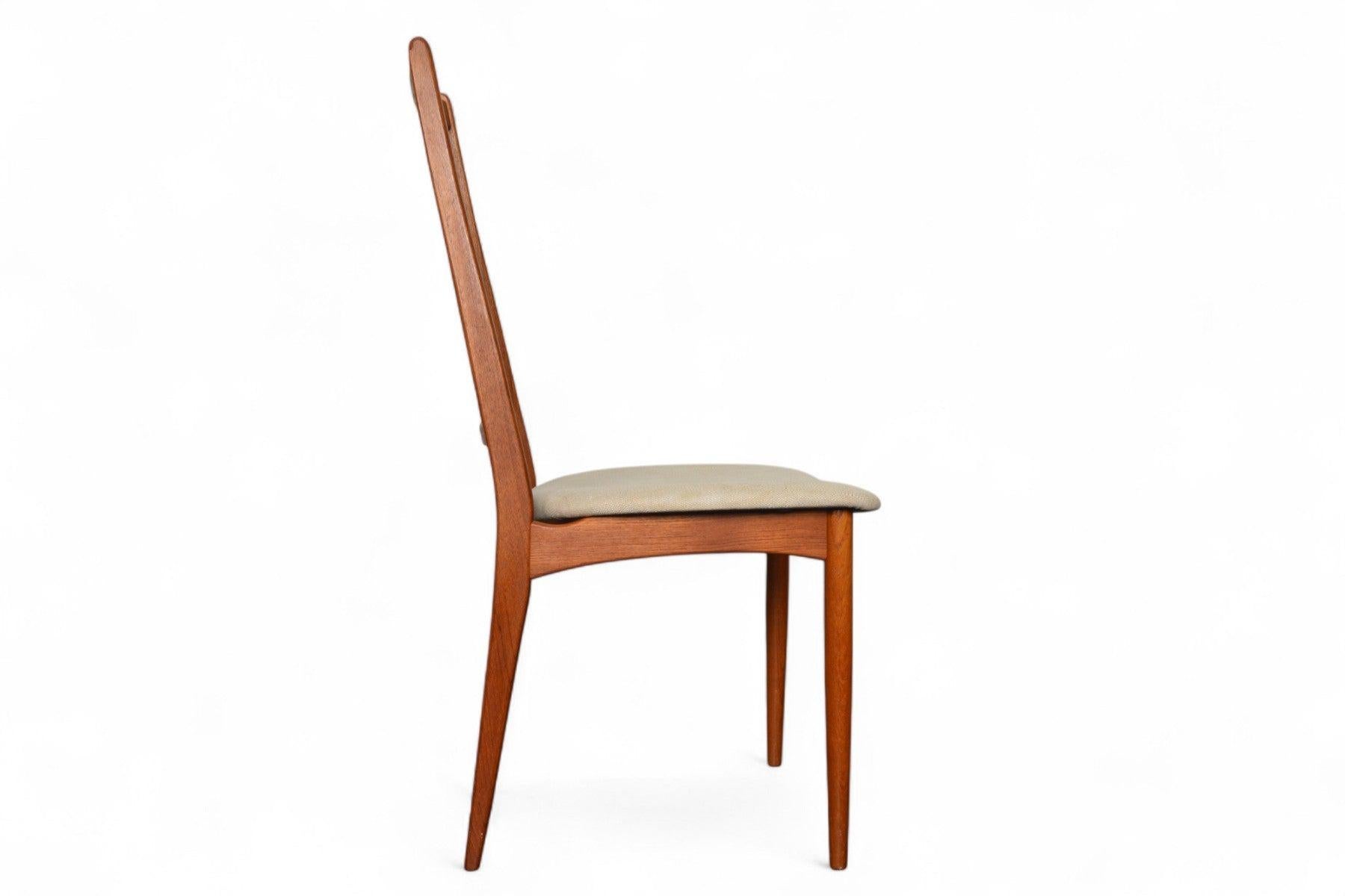 Ensemble de huit chaises de salle à manger danoises à dossier haut en teck en vente 3