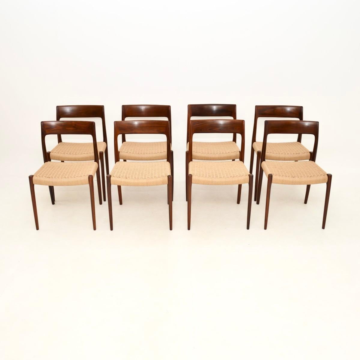 Mid-Century Modern Set of Eight Danish Model 77 Dining Chairs by Niels Moller