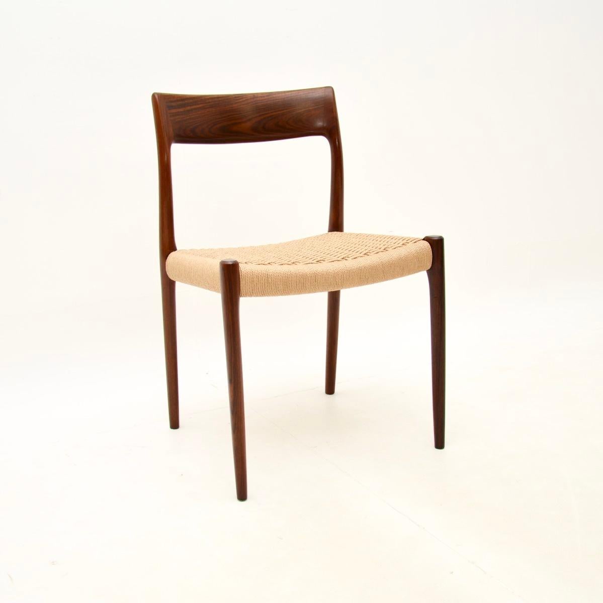 Mid-20th Century Set of Eight Danish Model 77 Dining Chairs by Niels Moller