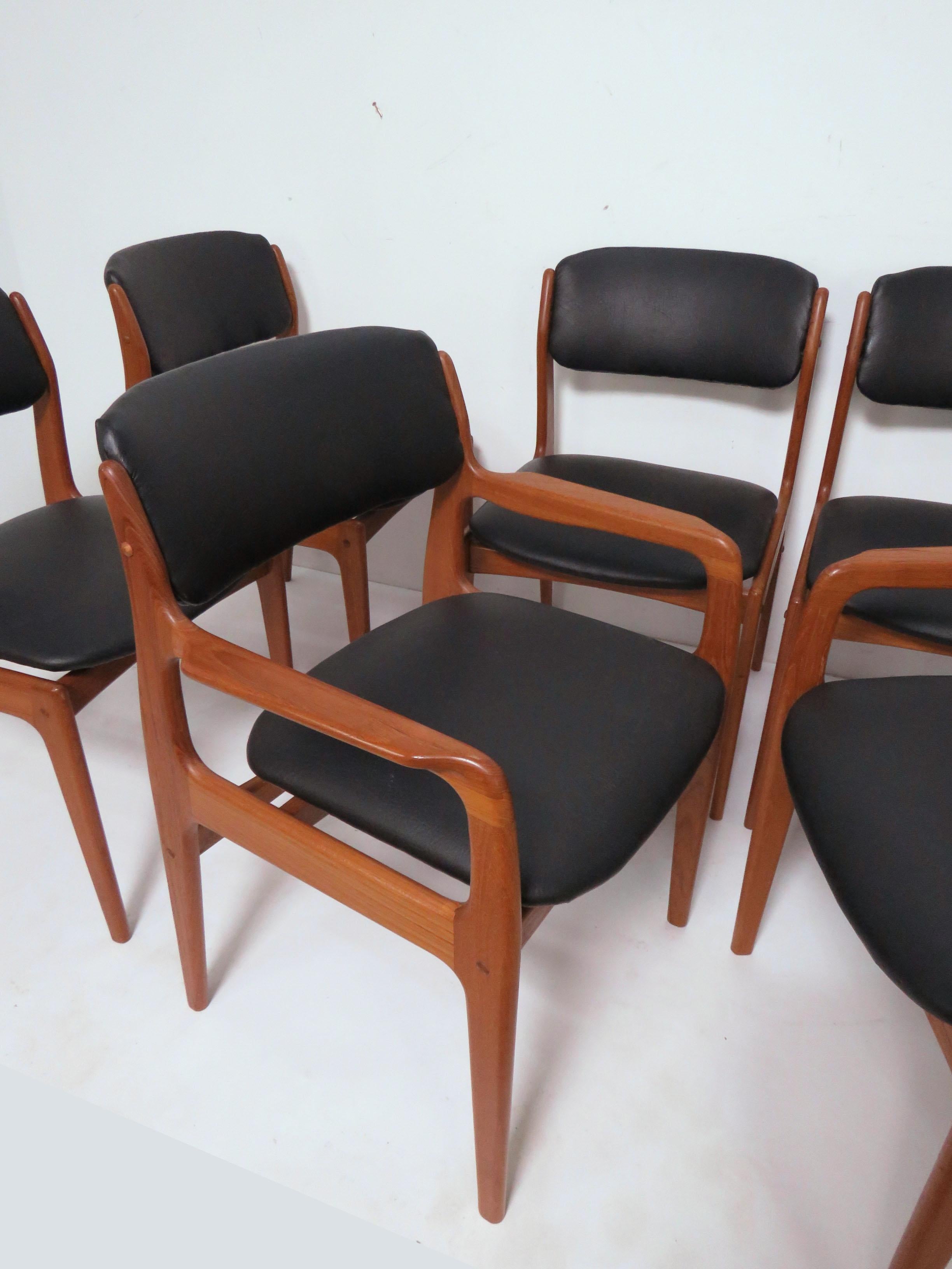 Set of Eight Danish Modern Teak Dining Chairs in Style of Erik Buch, circa 1970s 3