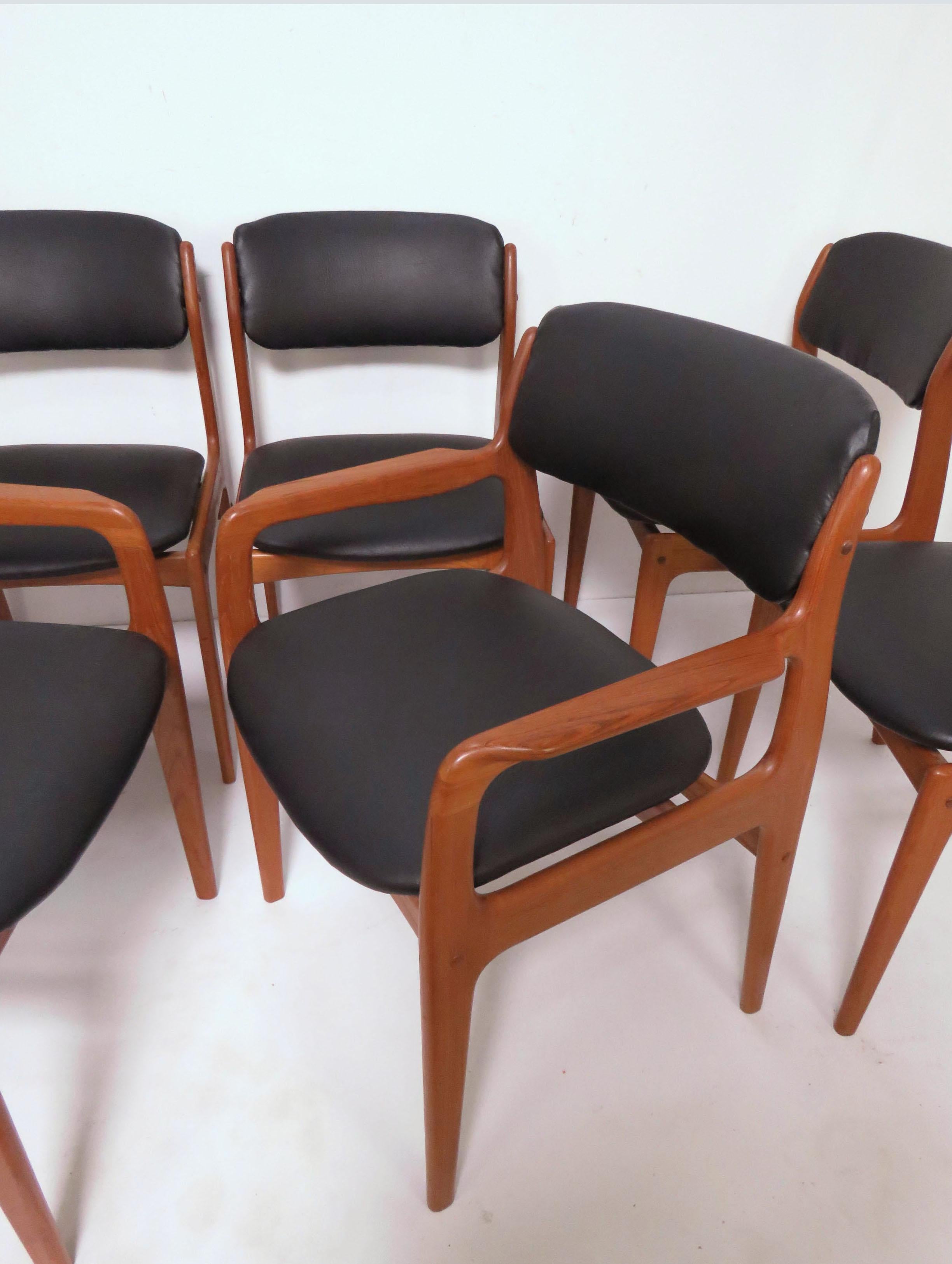 Set of Eight Danish Modern Teak Dining Chairs in Style of Erik Buch, circa 1970s 4