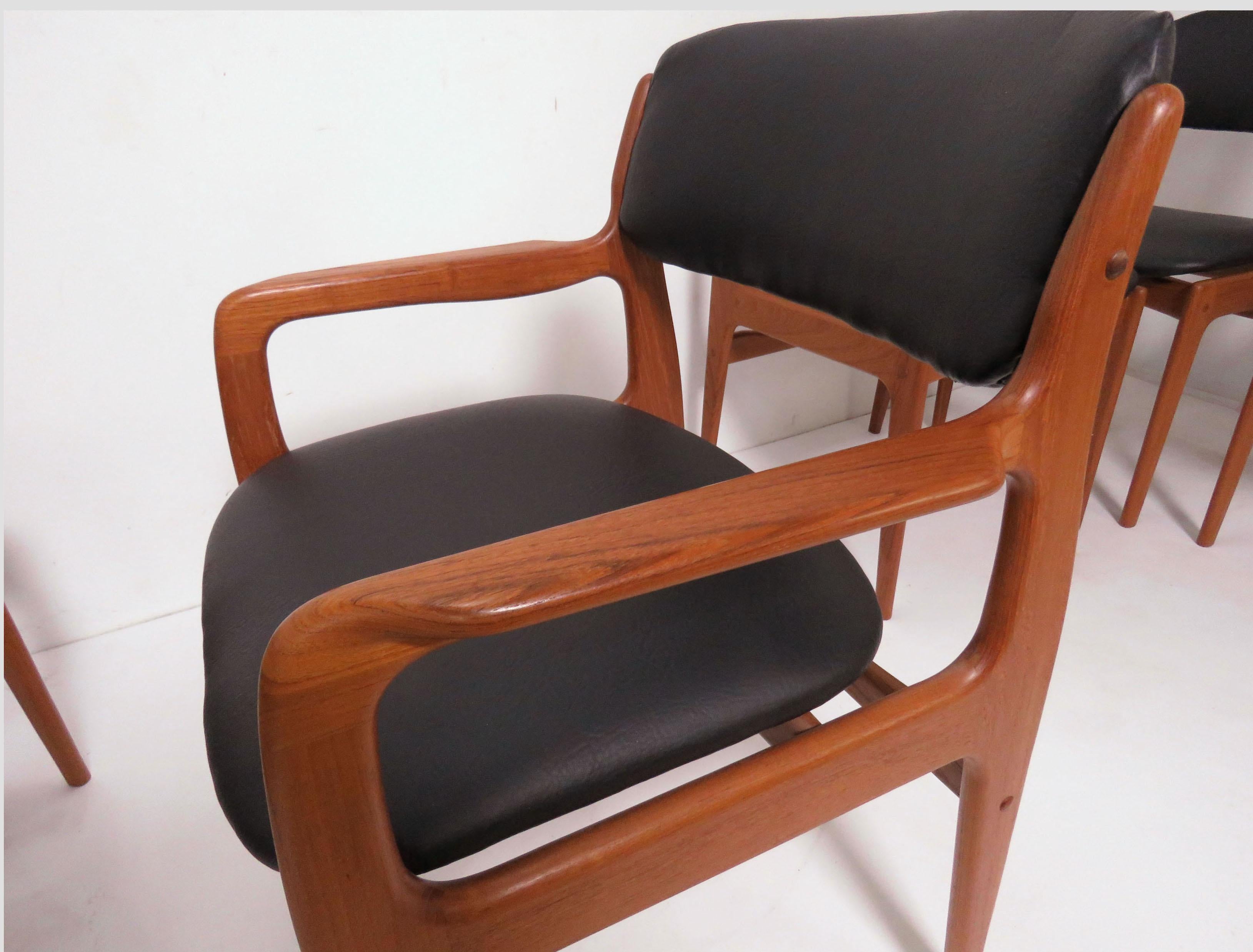 Scandinavian Modern Set of Eight Danish Modern Teak Dining Chairs in Style of Erik Buch, circa 1970s