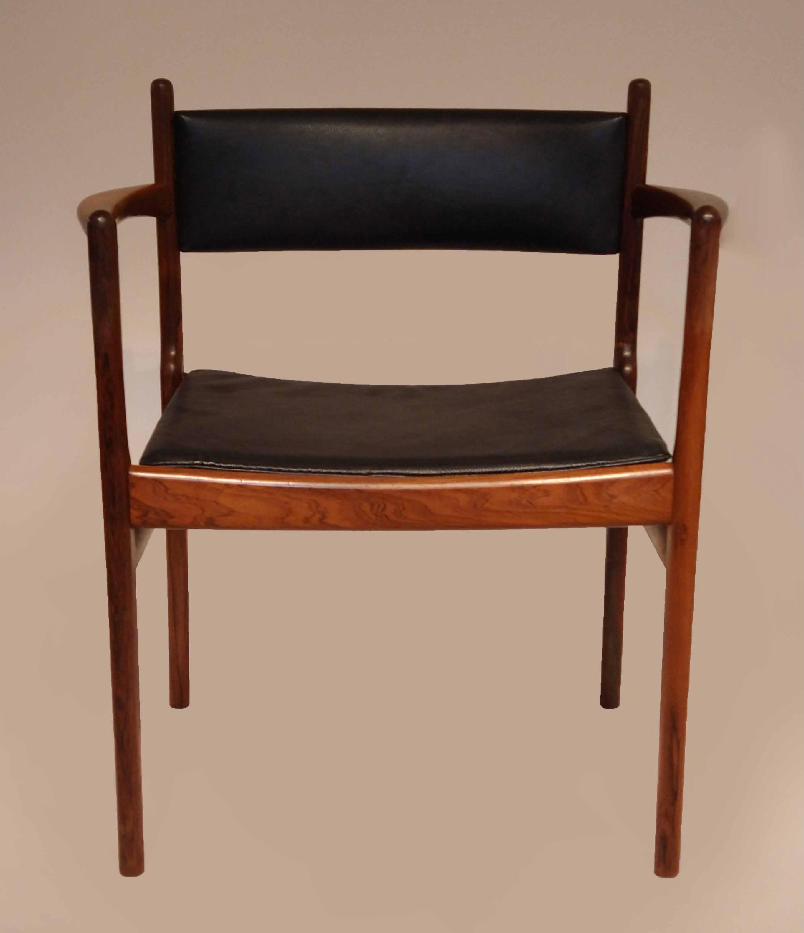 Set of Eight Danish Rosewood Chairs by Kai Lyngfeldt for Søren Willadsen 1