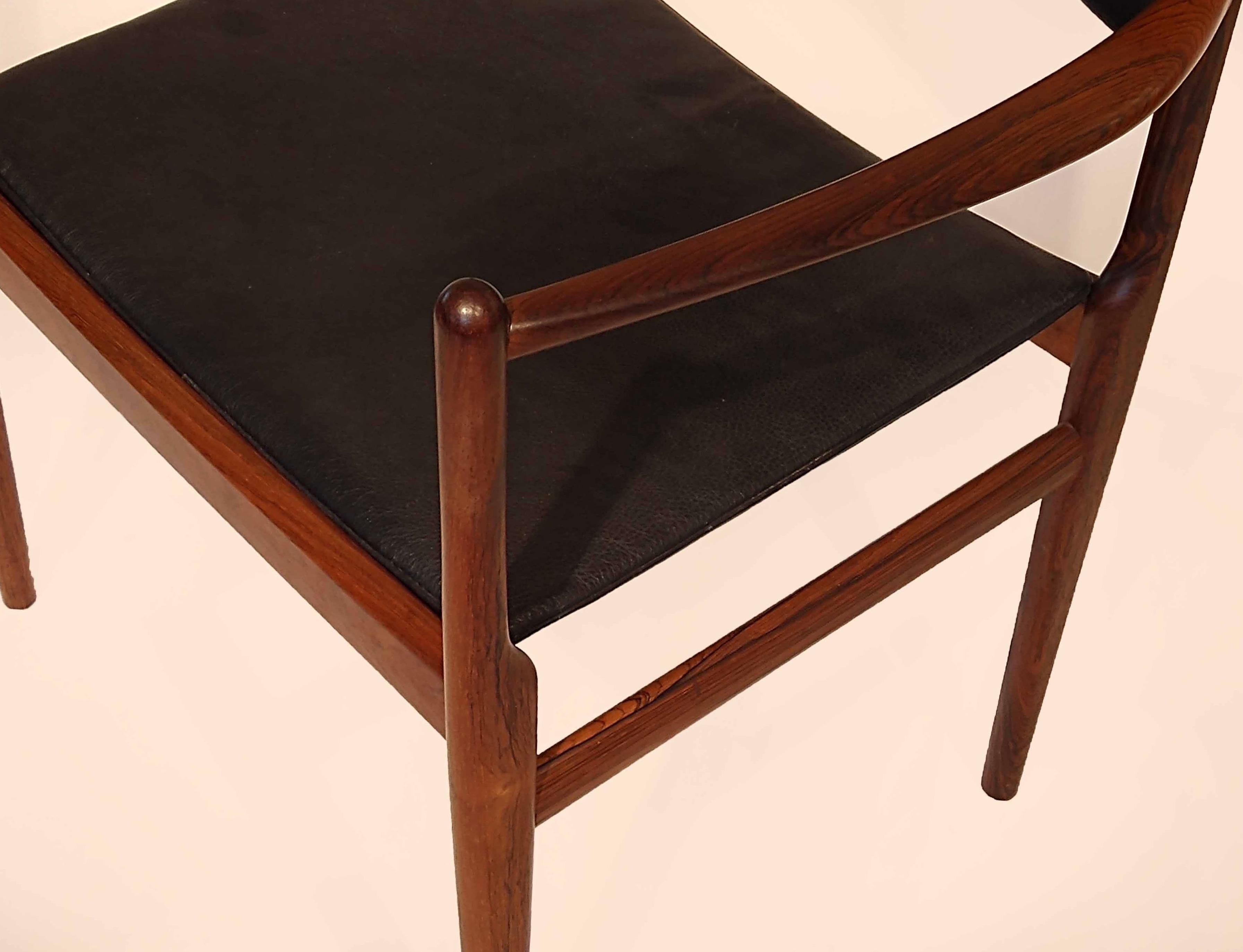 Set of Eight Danish Rosewood Chairs by Kai Lyngfeldt for Søren Willadsen 2