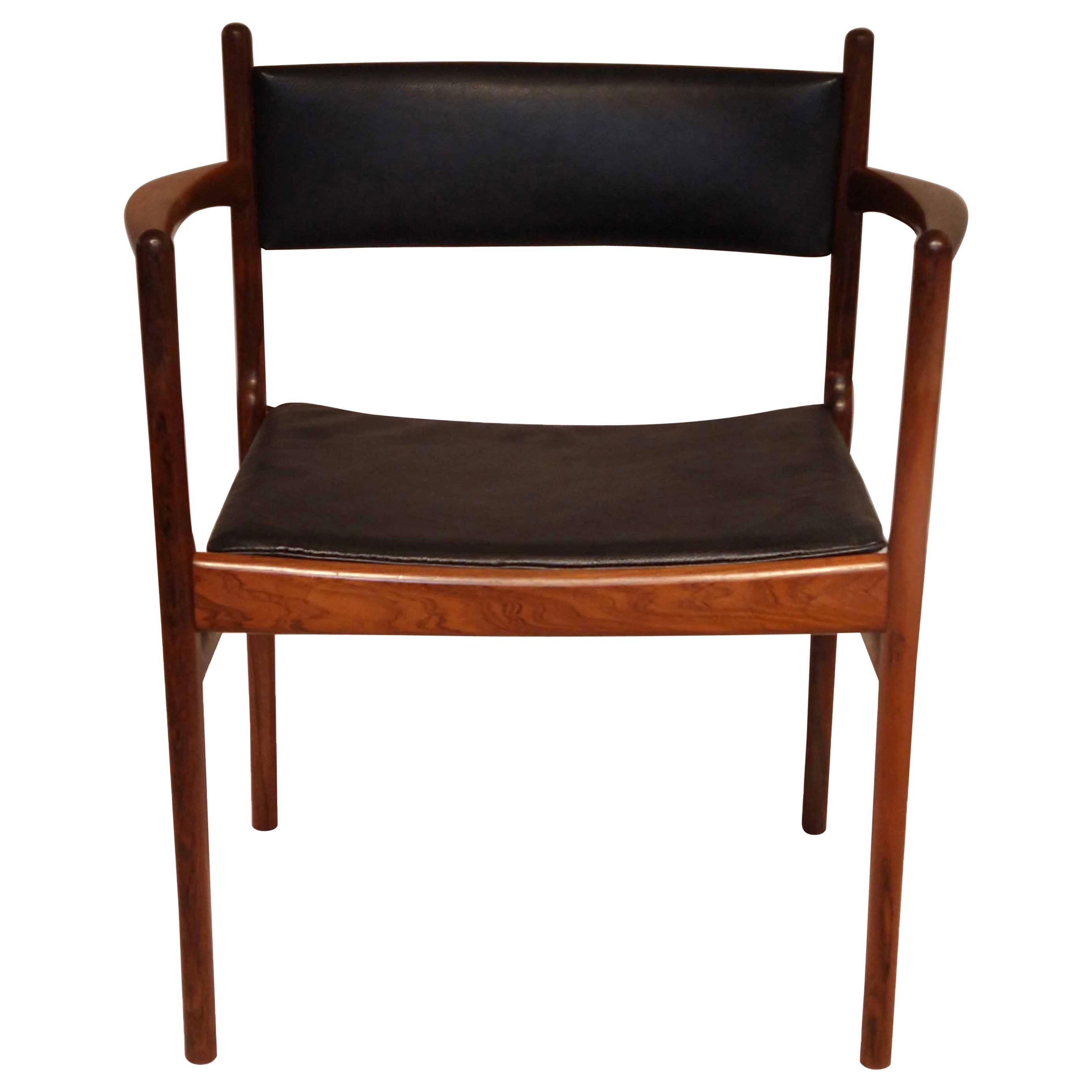 Set of Eight Danish Rosewood Chairs by Kai Lyngfeldt for Søren Willadsen