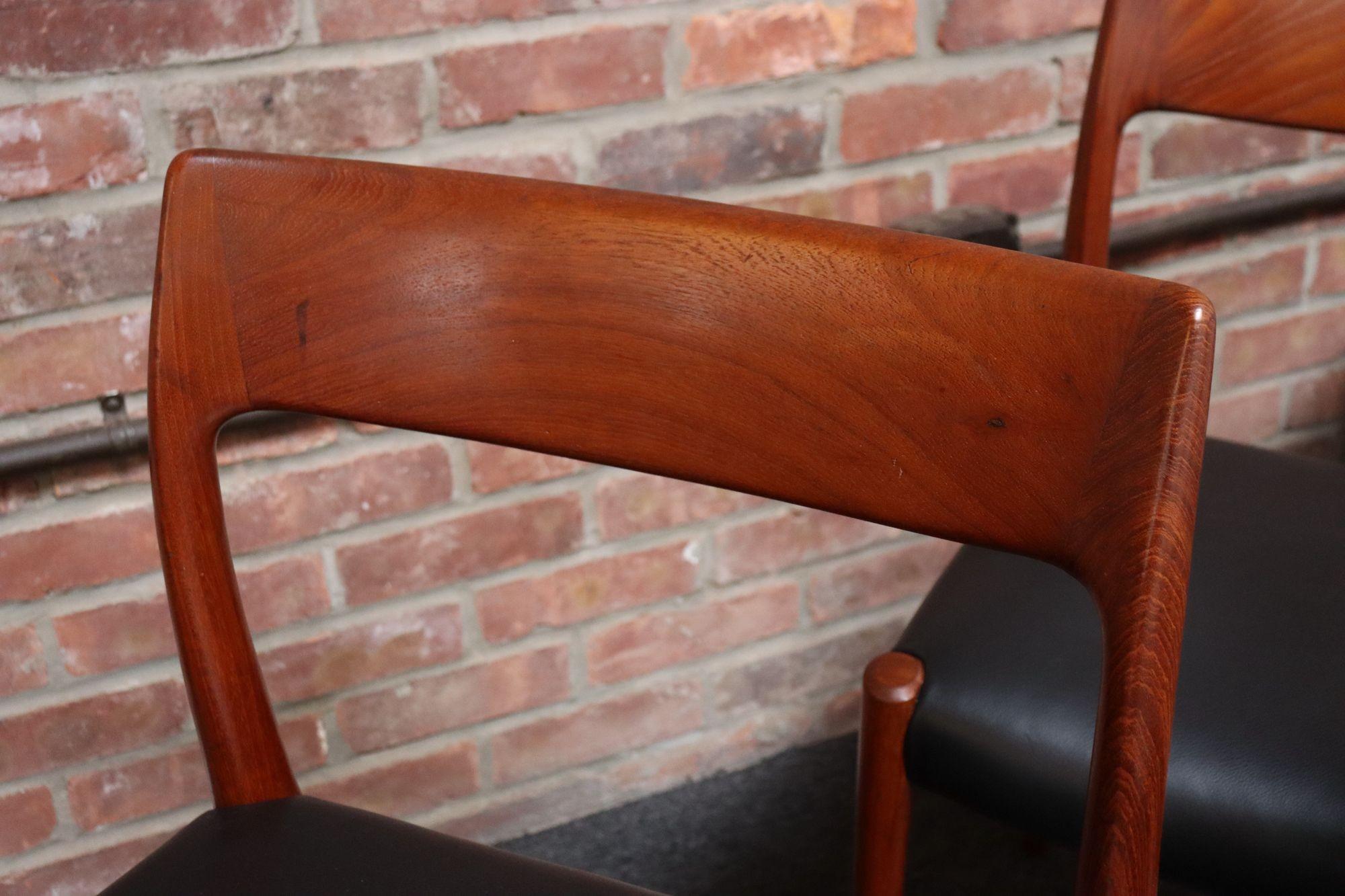 Set of Eight Danish Teak and Leather Niels O Møller Dining Chairs Models 77 & 57 8