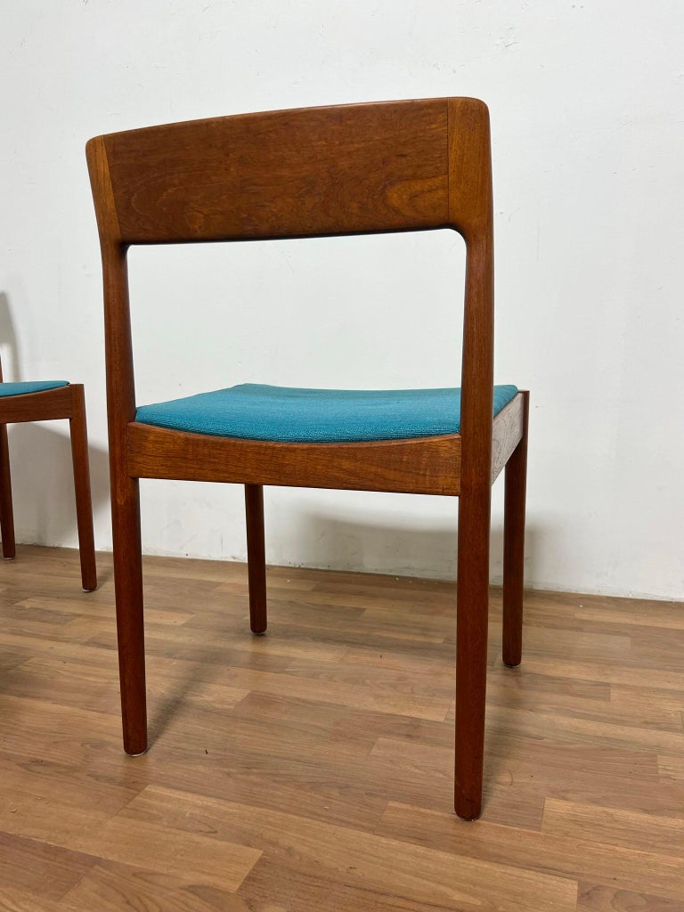 Set of Eight Danish Teak Dining Chairs by Johannes circa 1960s For Sale at 1stDibs