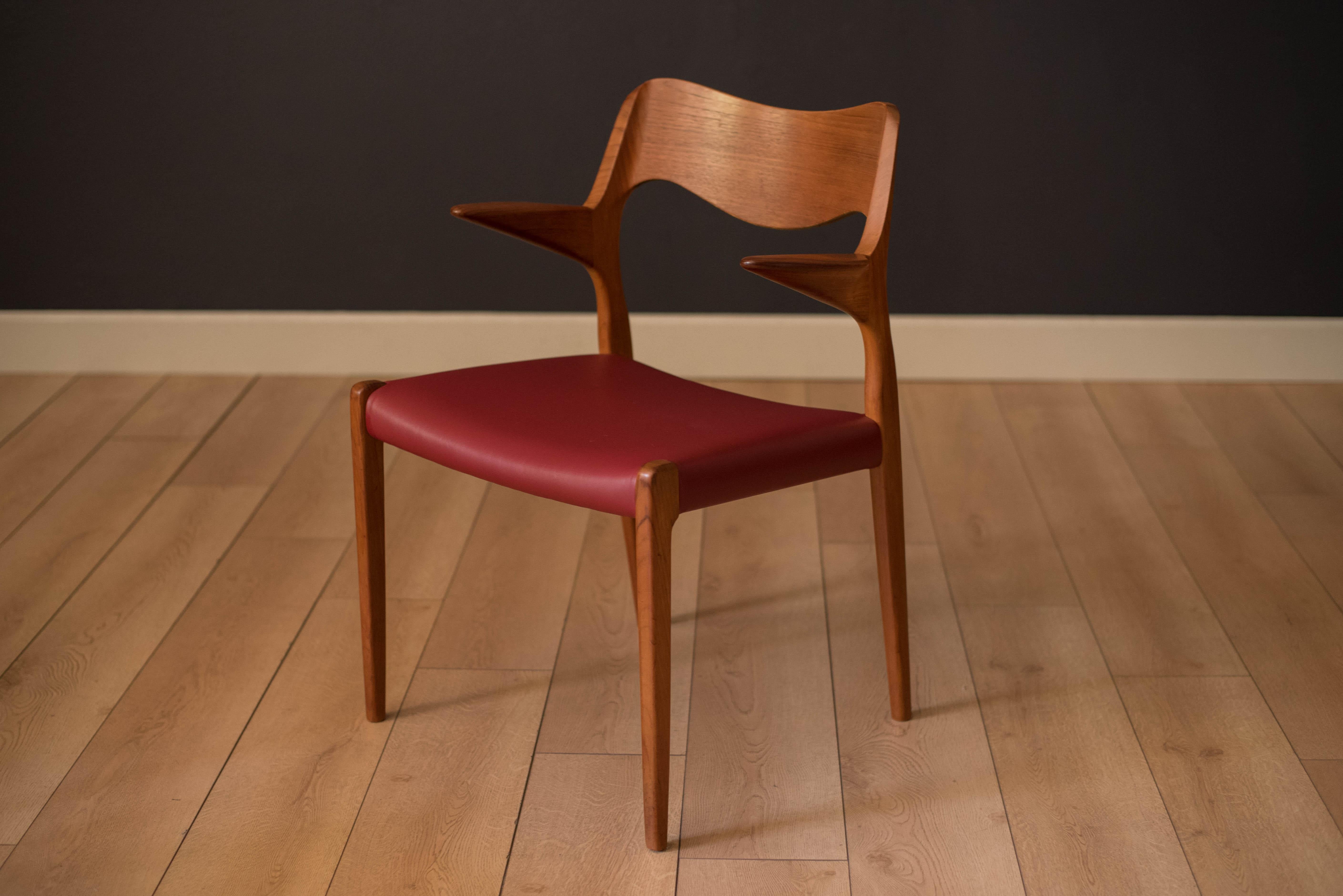 Scandinavian Modern Set of Eight Danish Teak Niels Moller Dining Chairs