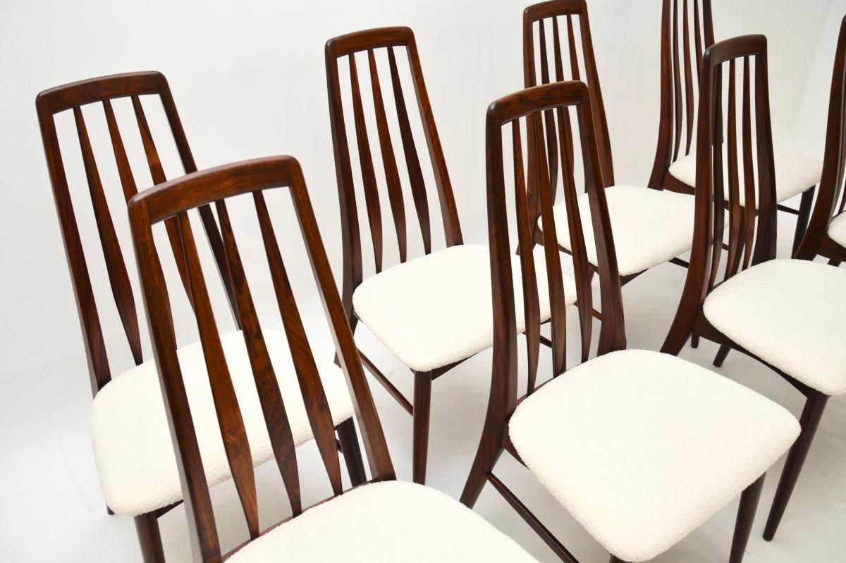 Mid-Century moderno Set di otto sedie da pranzo vintage danesi di Niels Koefoed in vendita